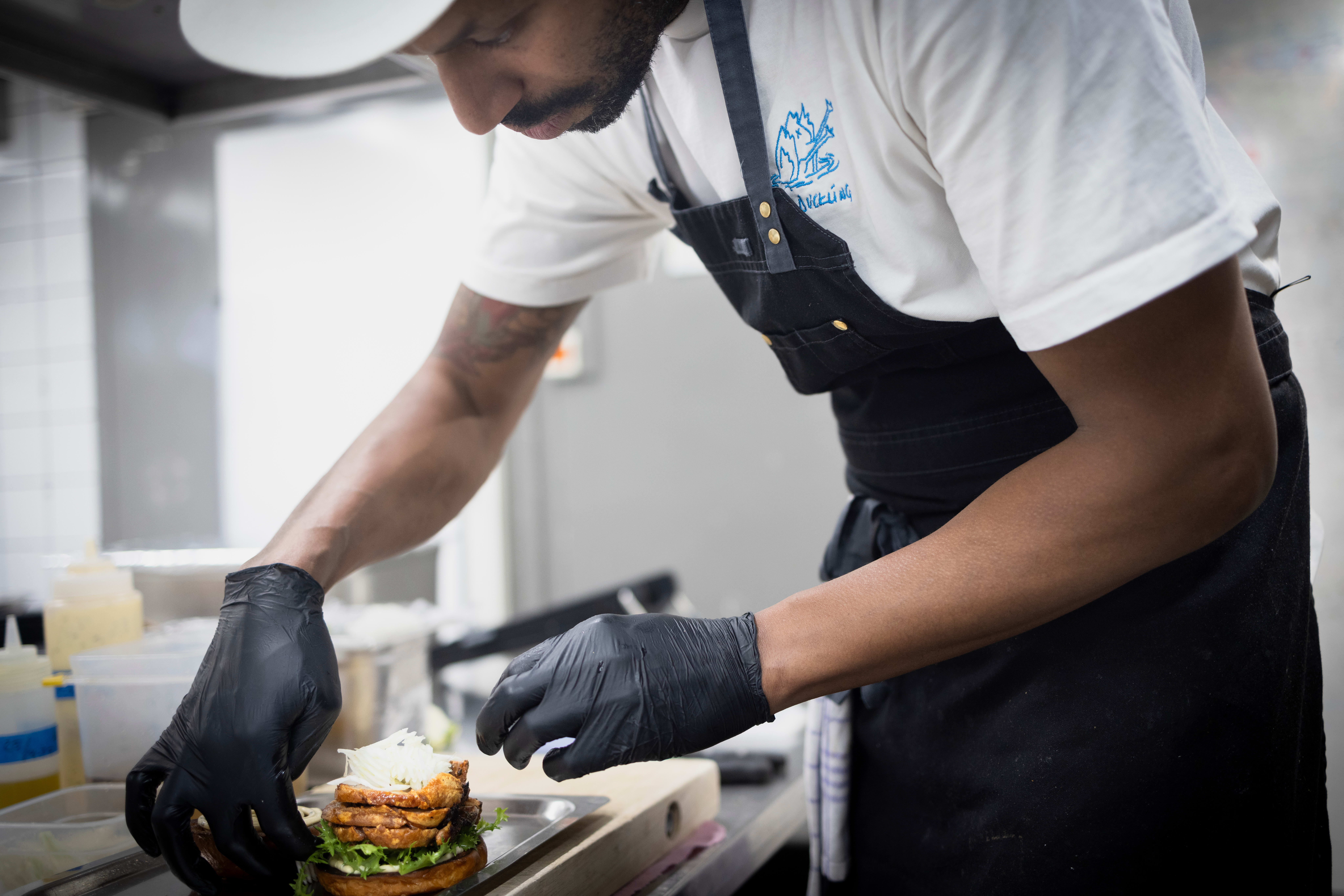 Du vil ikke tro hva som skjuler seg bak denne døren