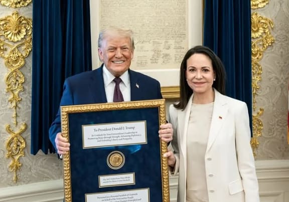 En skjære i Det hvite hus