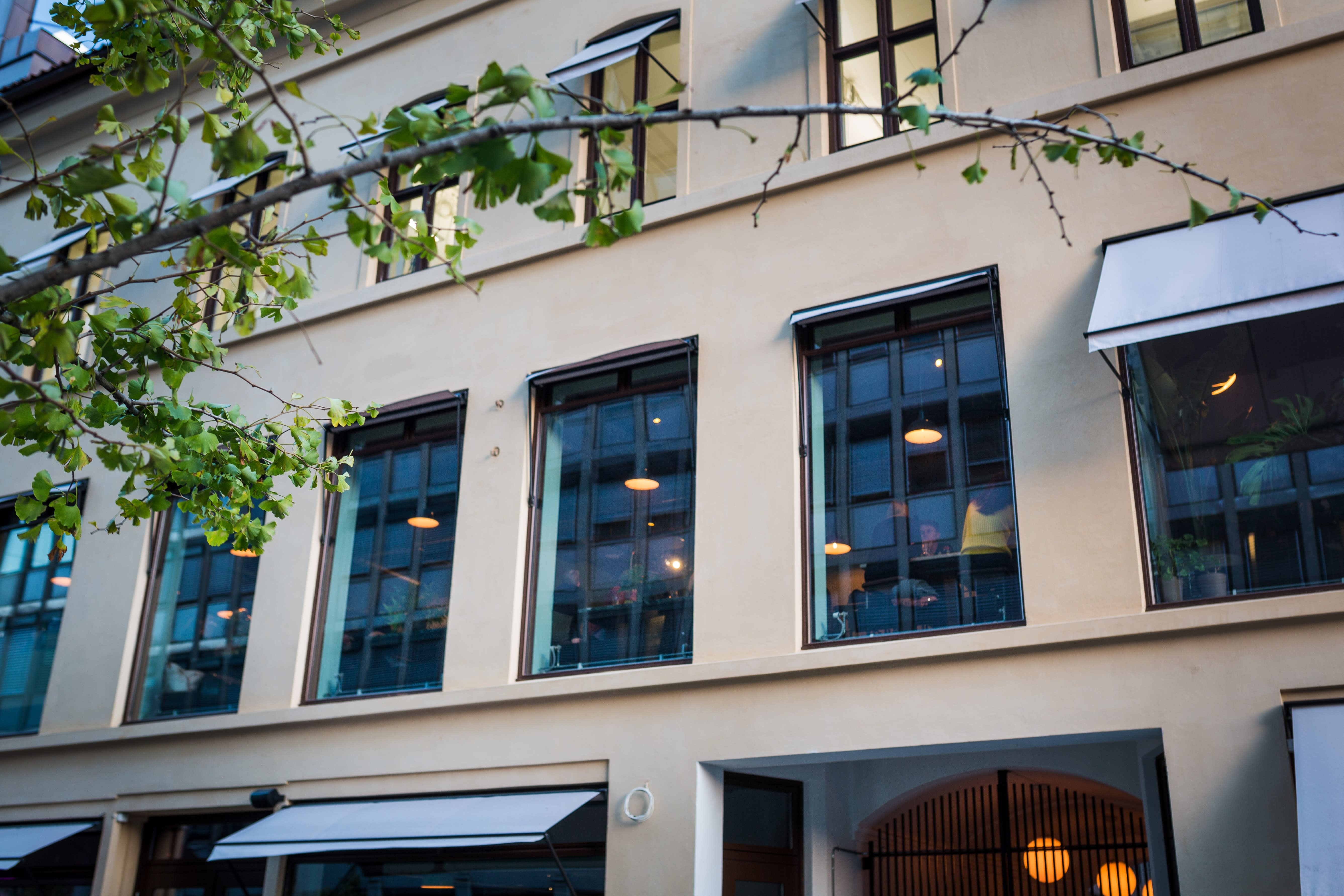 Det er mange pizzarestauranter i området, men Girotondo står støtt på egne ben. 