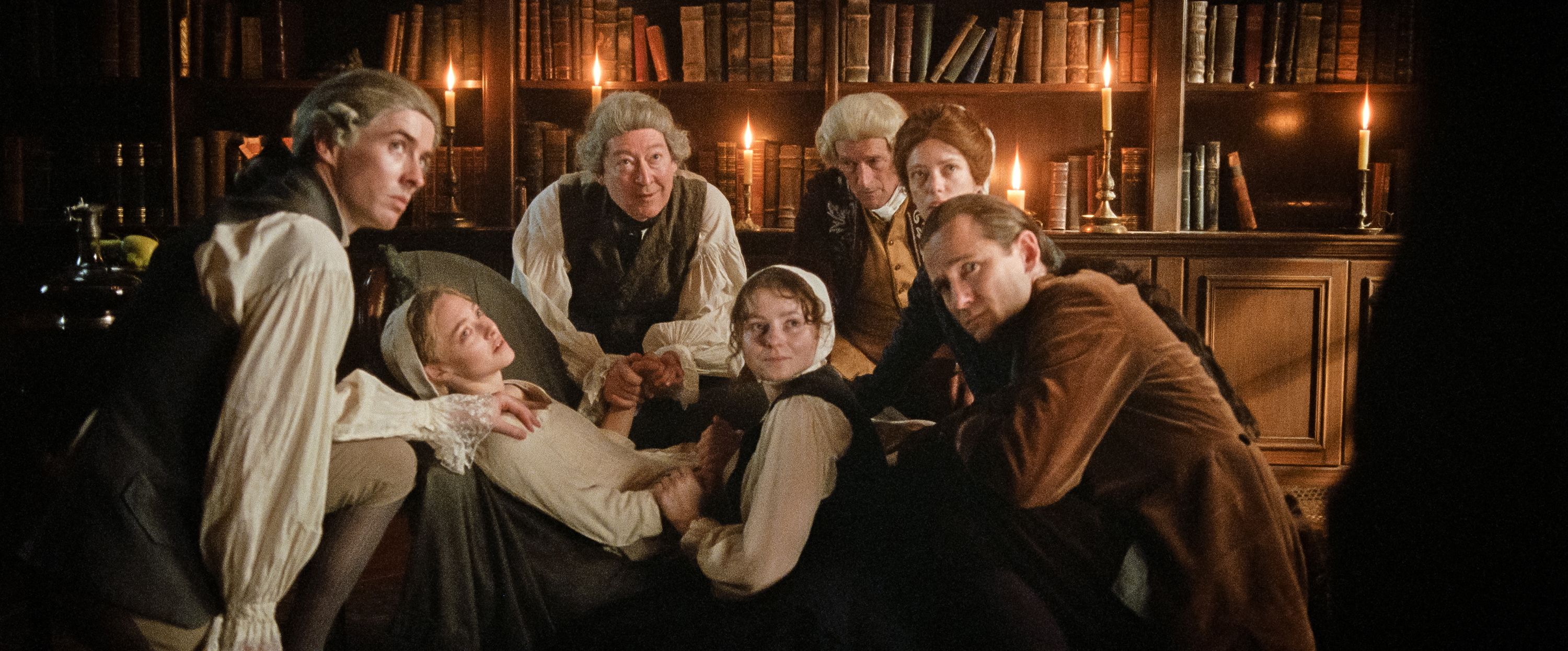 Etter å ha blitt arrestert flere ganger i Manchester, emigrerer Ann Lee og åtte av hennes nærmeste tilhengere til Amerika