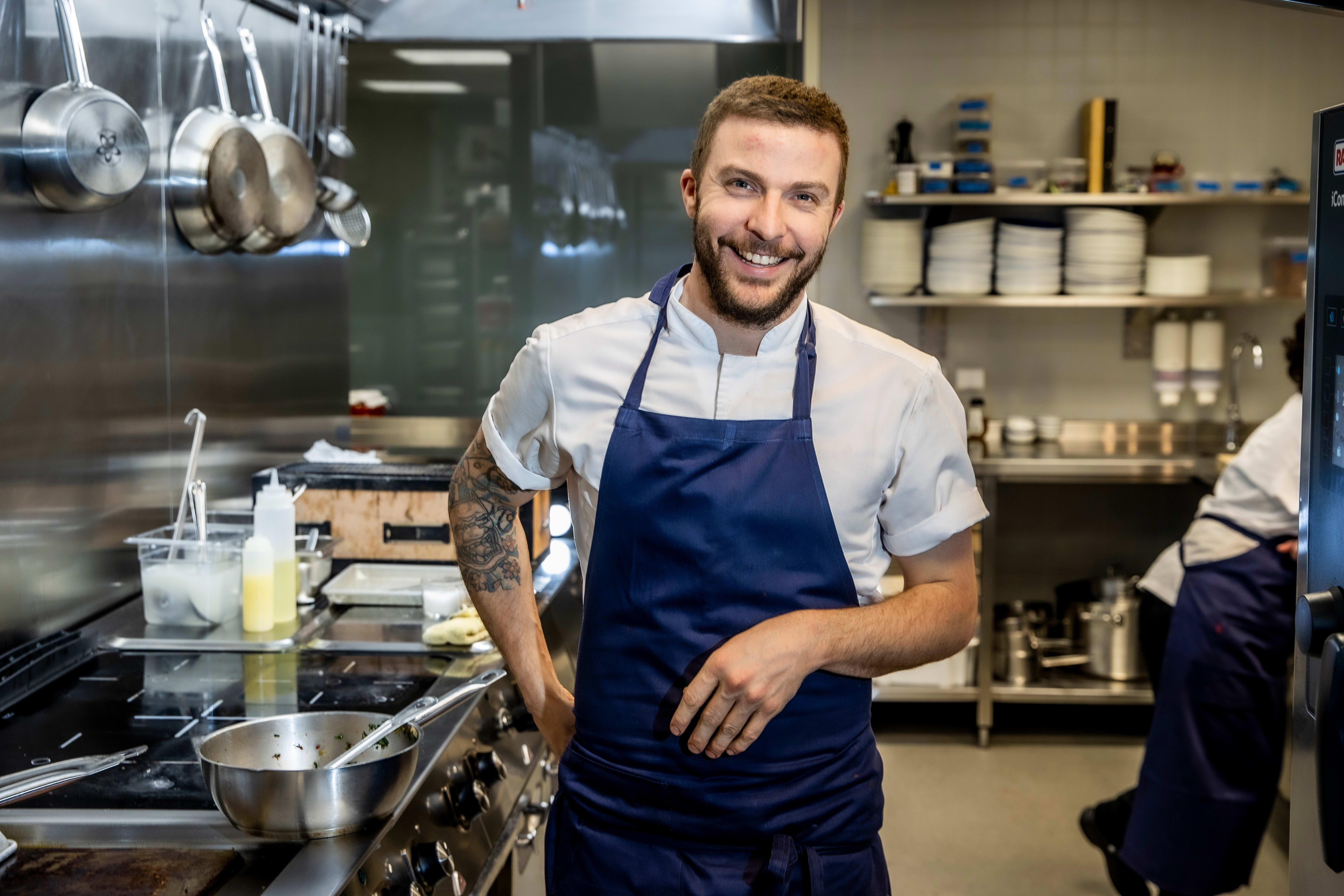 Her spiser kokkene billig og bra