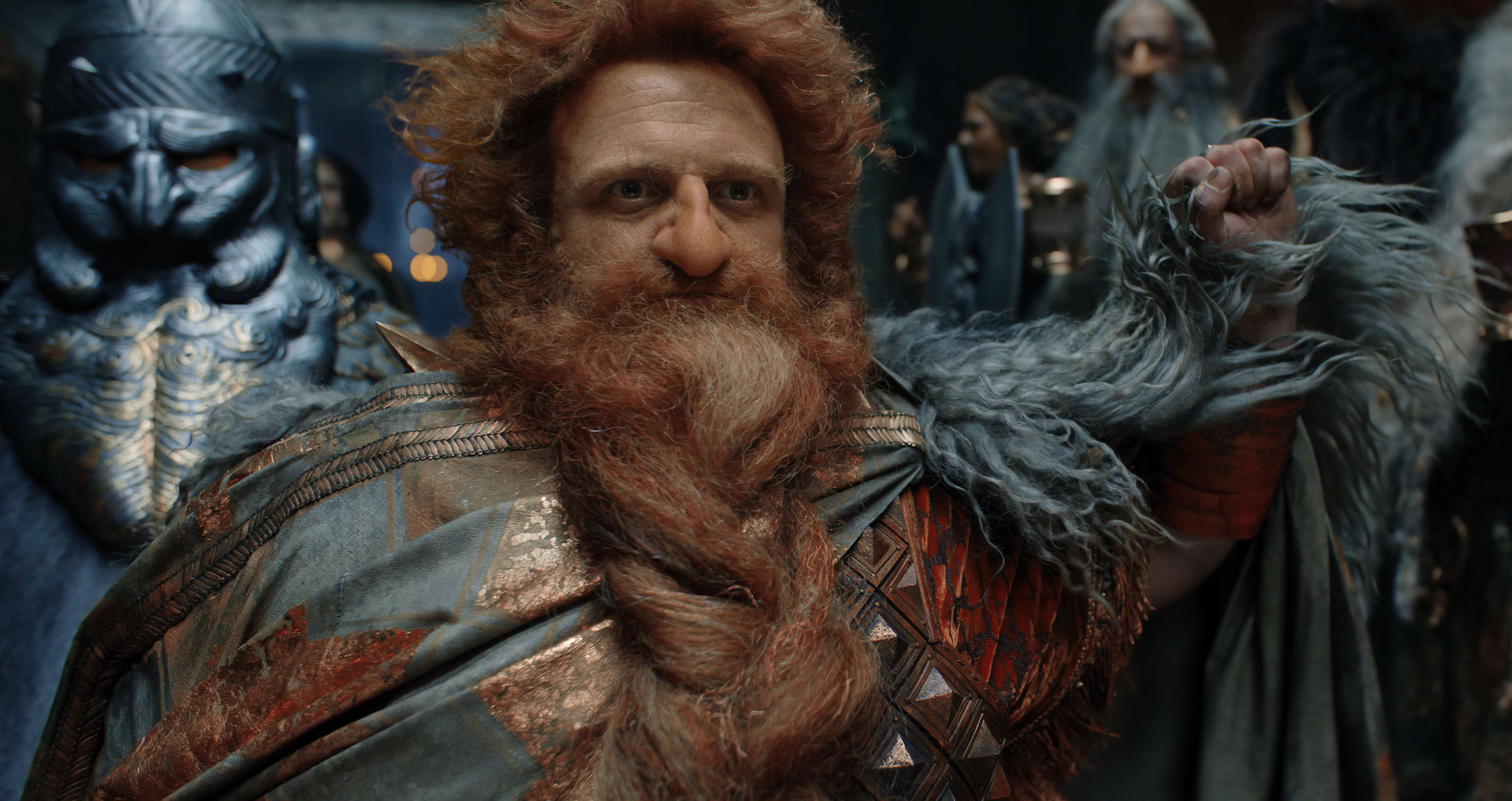 Owain Arthur er sint, jovial og morsom som dvergeprinsen Durin IV. Han er et av høydepunktene i Prime Videos nye serie fra Tolkien-universet om Middle-Earth.