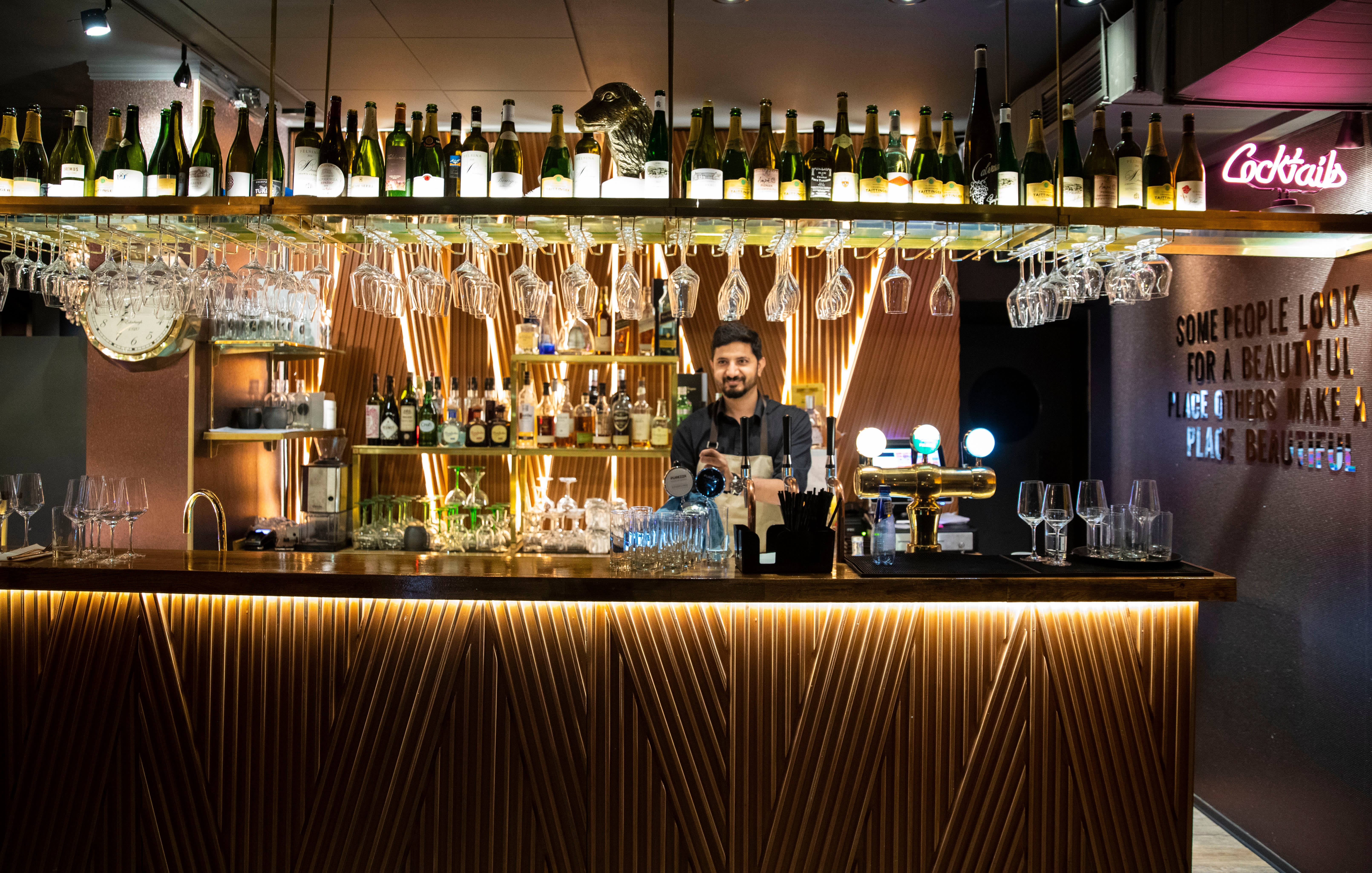 Indus Lounge er mer enn bare indisk mat: Her får du også mye godt drikke.