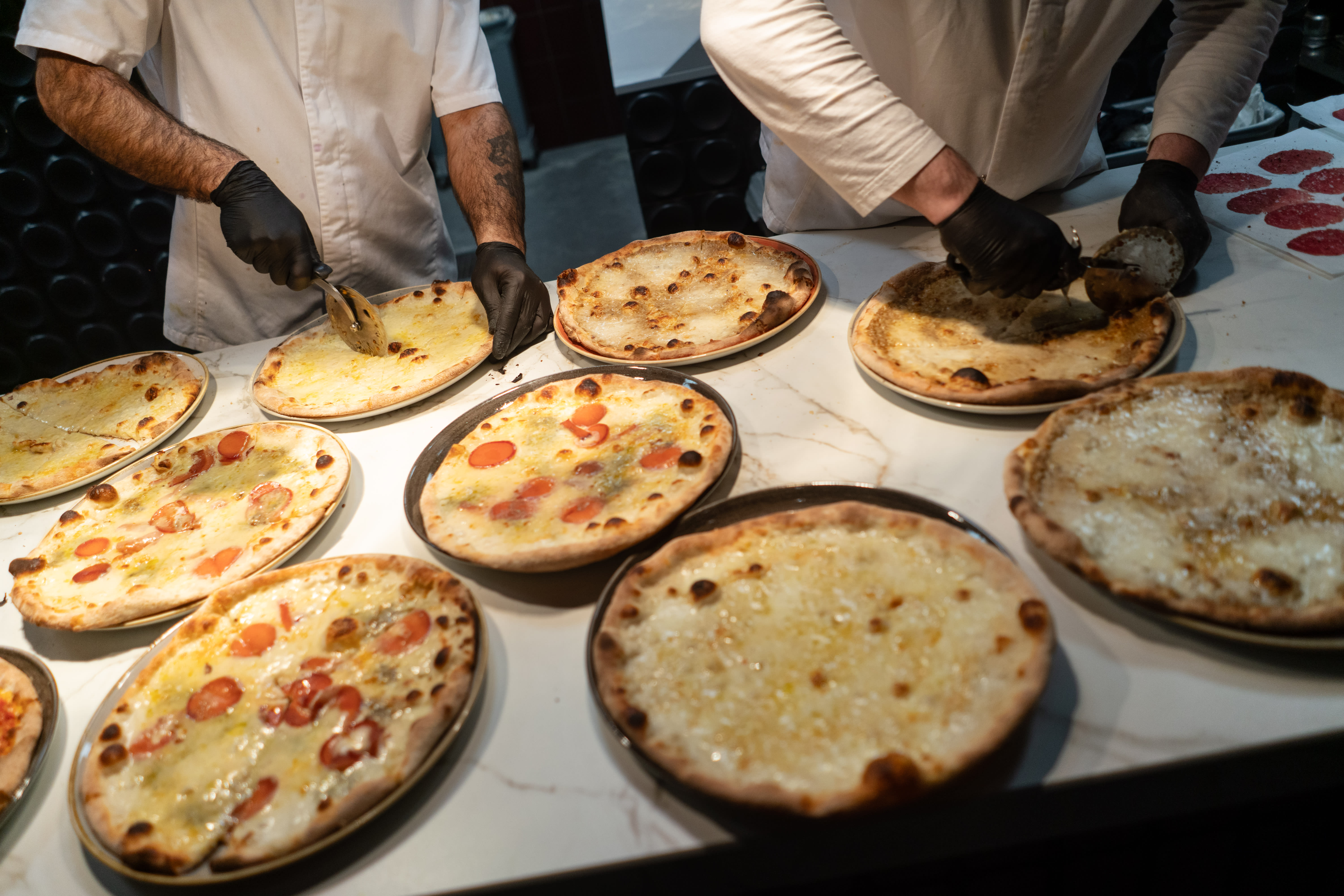 Fint utvalg av pizzatyper. 