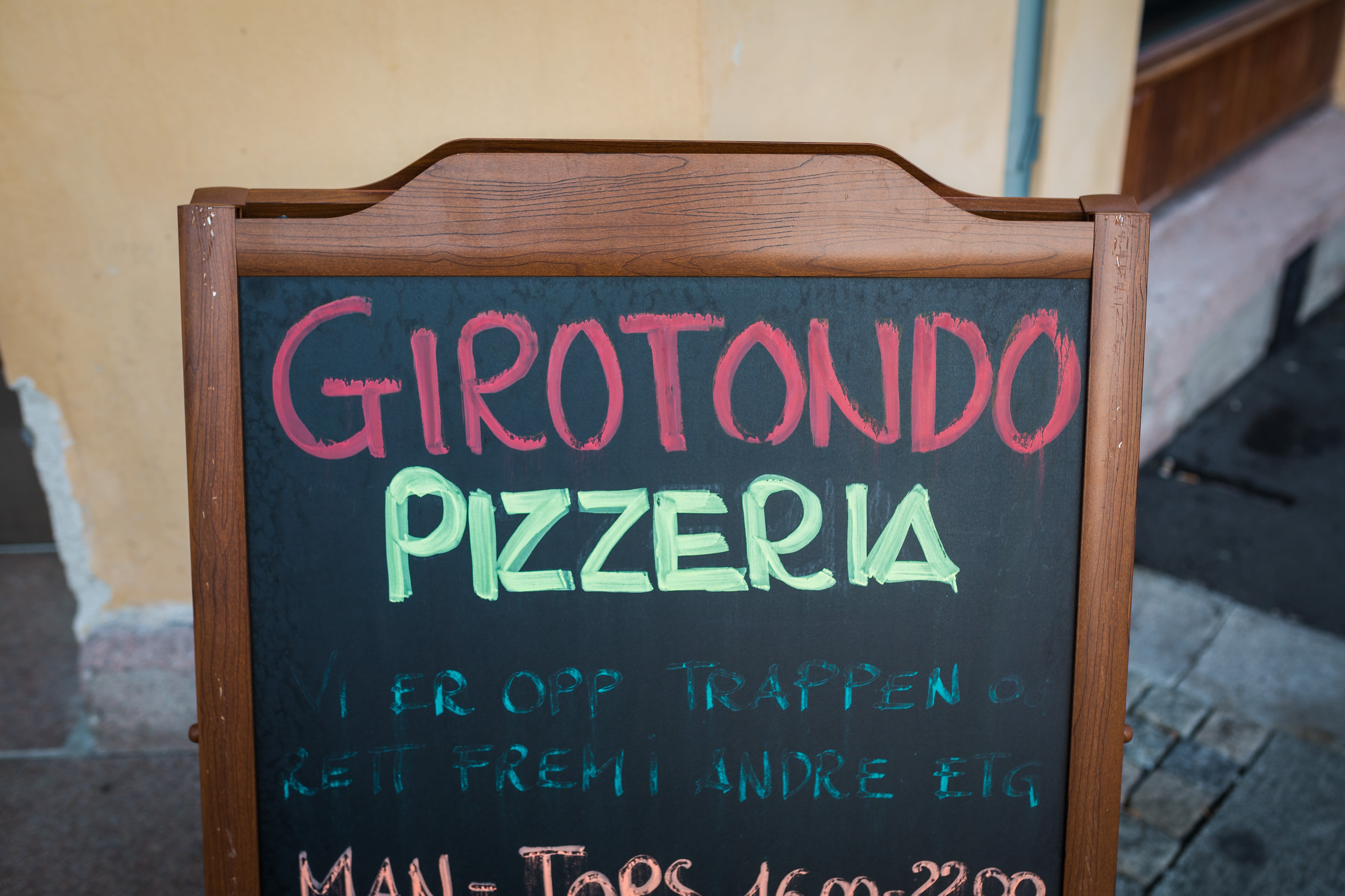 Spisestedet ligger i Youngs gate 19. 