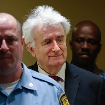 Karadzic må sone resten av livet i fengsel for krigsforbrytelser