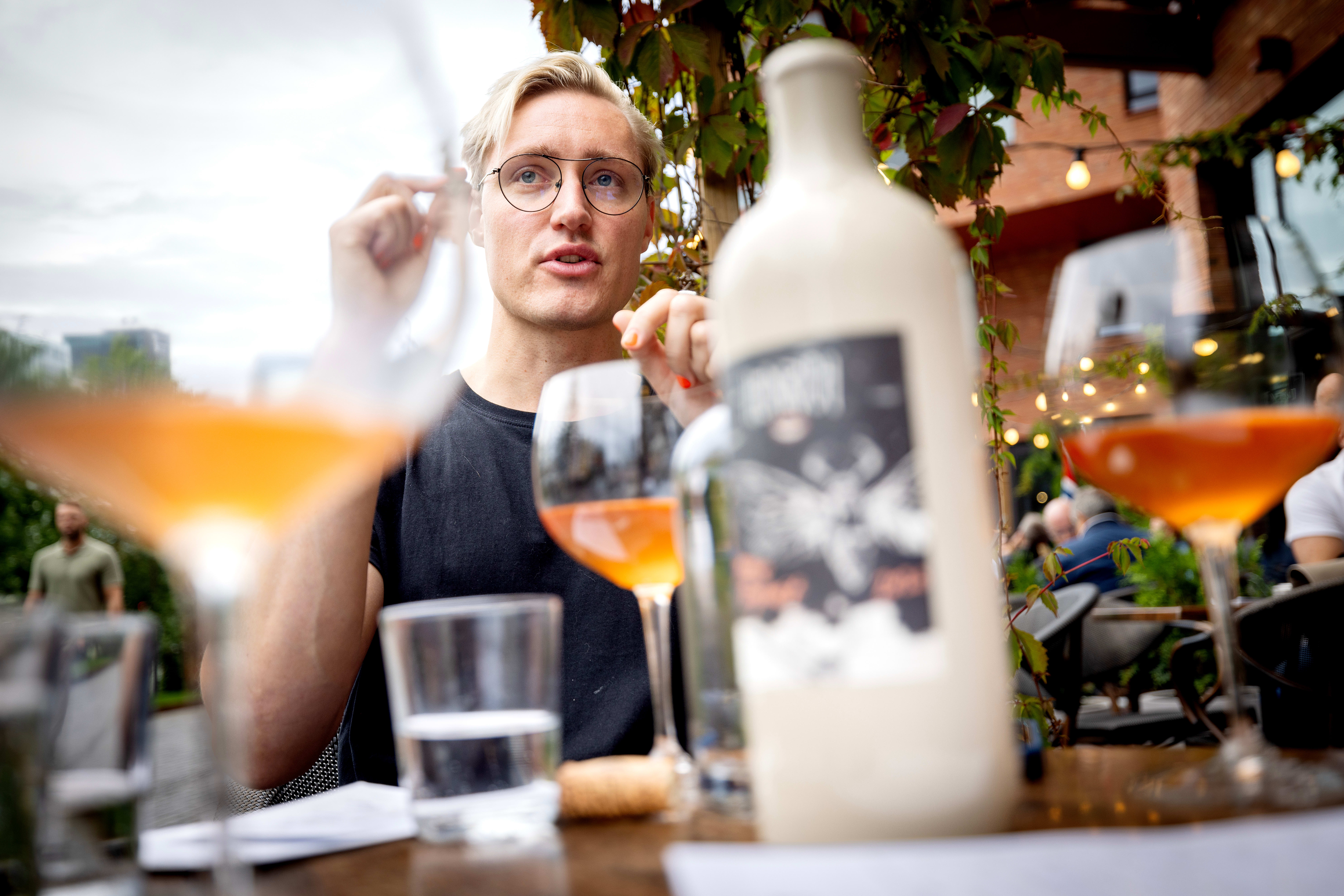 Odin Ottem Berntsen er særlig opptatt av oransjevin. Og mange av dem er dyrket biodynamisk. Kanskje ikke rart at nettopp mannen bak oransjevin-kontoen er blant dem som bruker appen. 