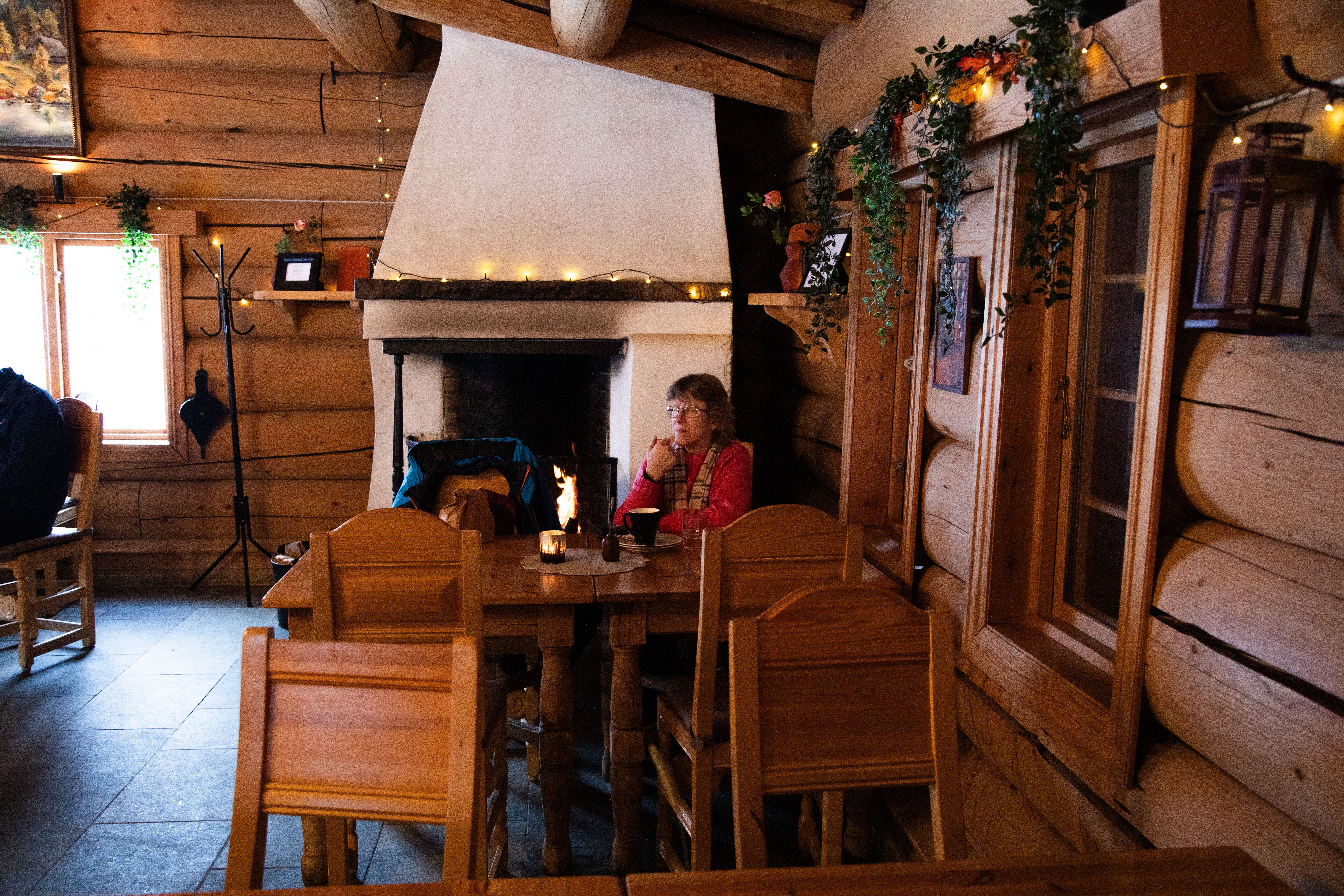 Anne Margrethe Lindsøhaug har vært stamgjest på Tryvannstua i årevis. 