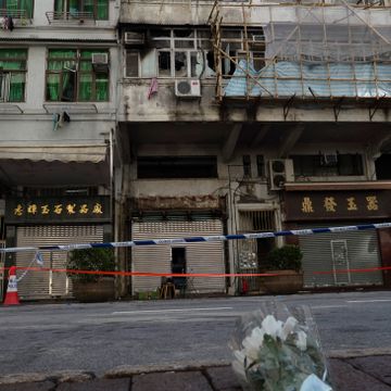 Brann i Hongkong. Syv døde, flere er kritisk skadet.