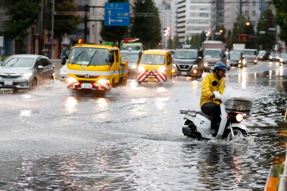 Kraftig tyfon rammet Tokyo - én død og minst ti skadet