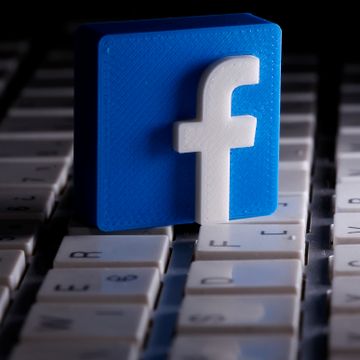 Nytt råd skal bestemme over Facebook: – For lite og for sent, mener kritiker