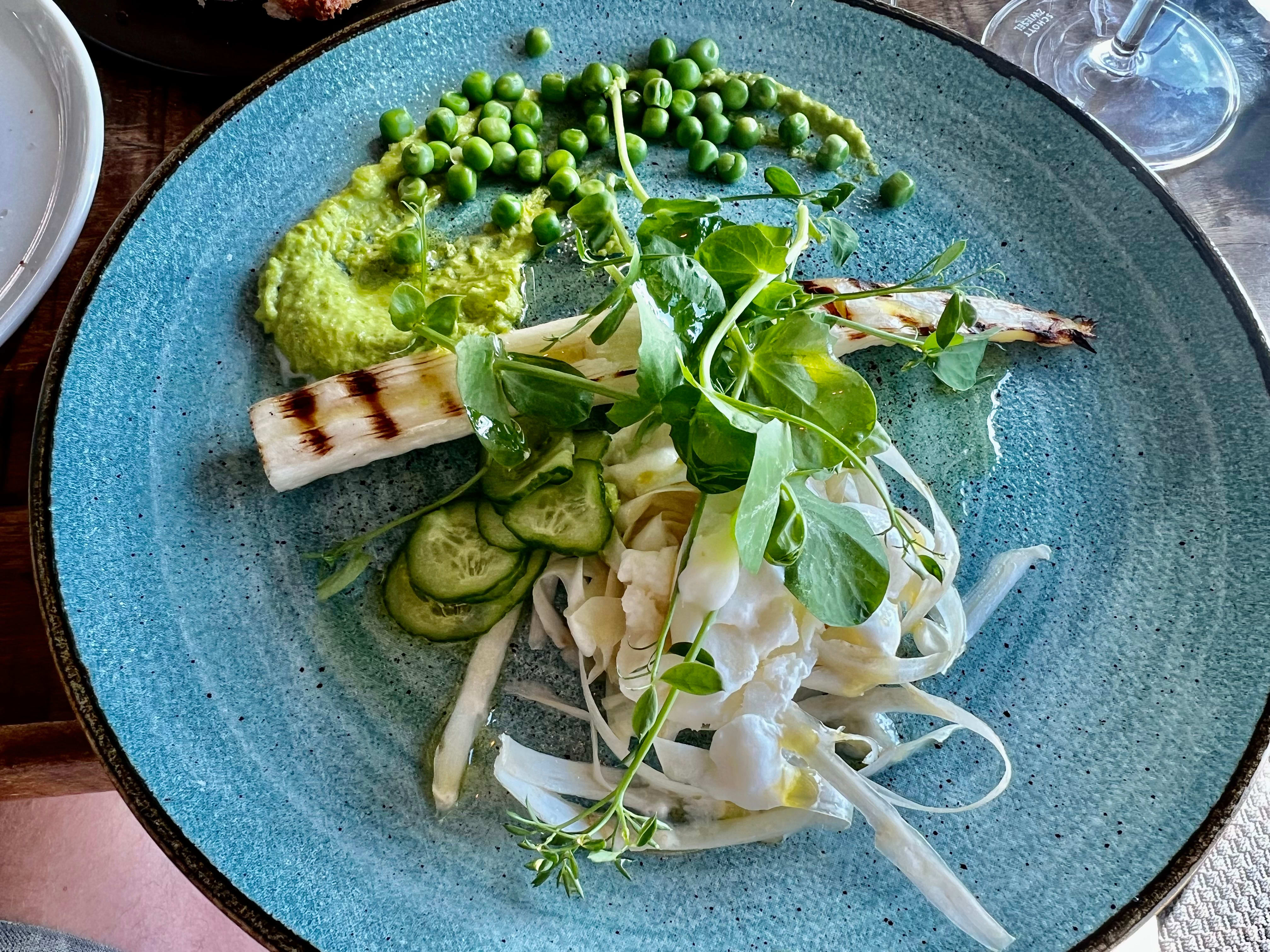 God asparges med trøffelis. 