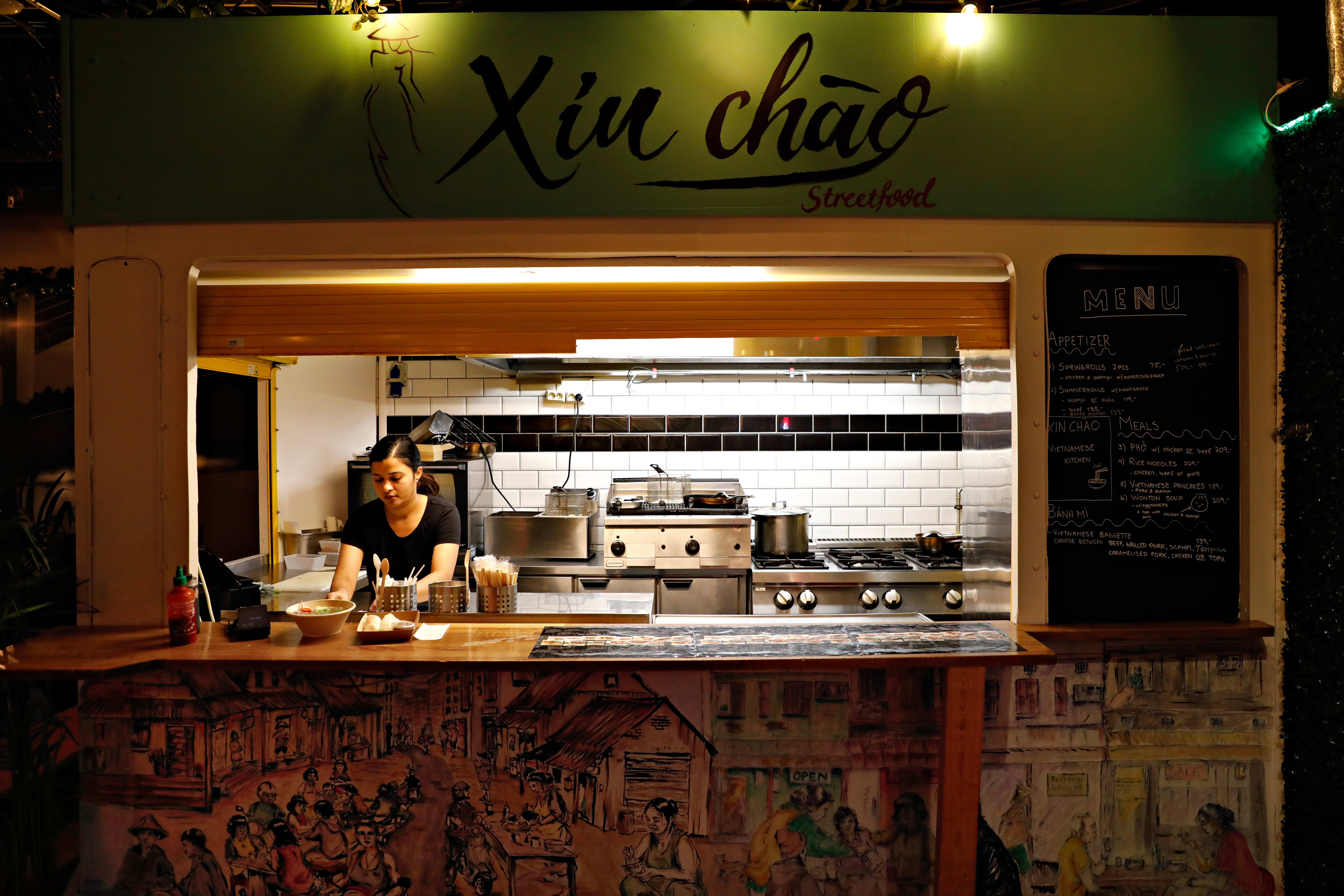 Disse rettene bør du spise på Oslo streetfood i Torggata – og disse bør du styre unna 