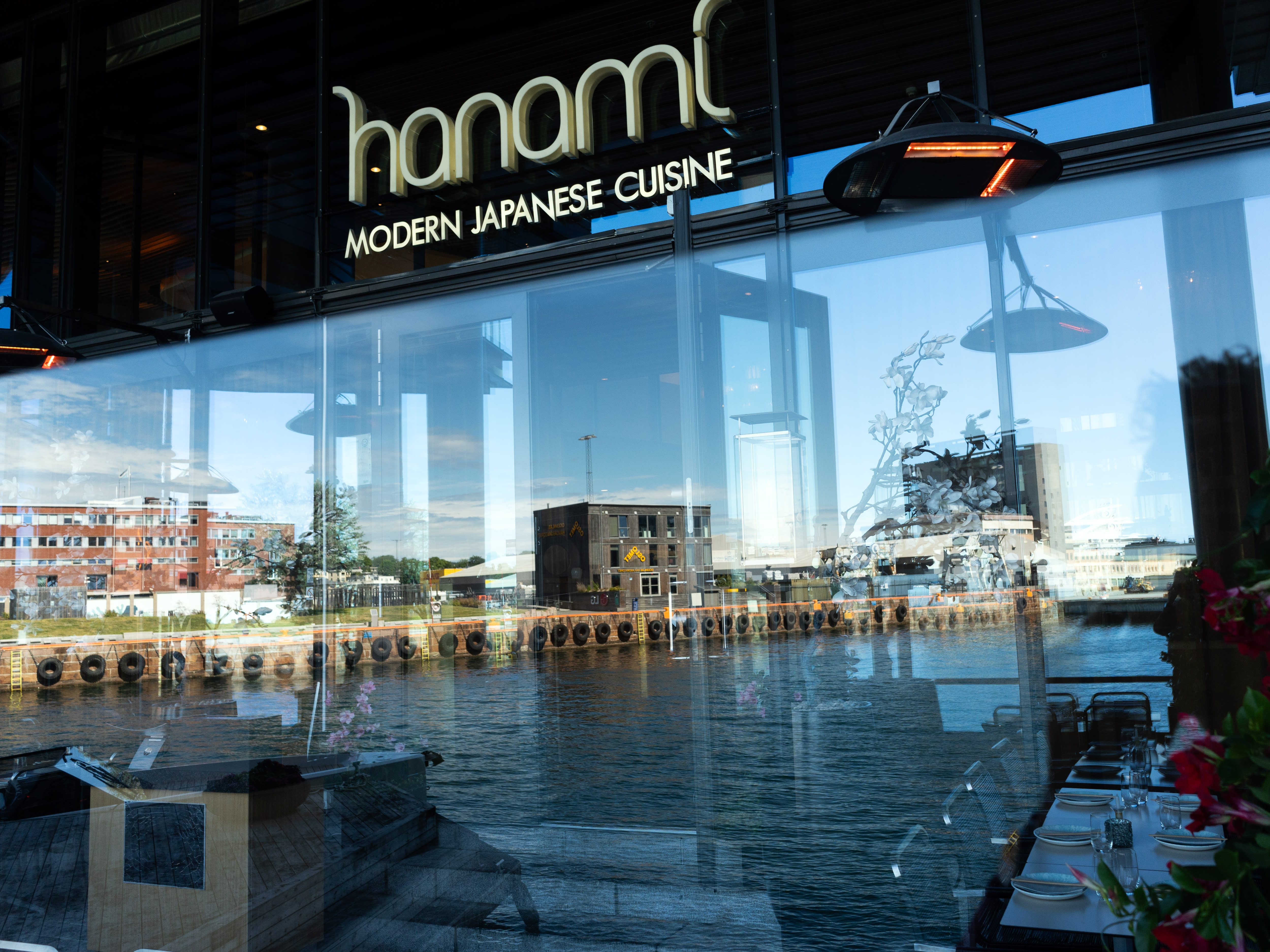 Hanami er en moderne japansk restaurant.