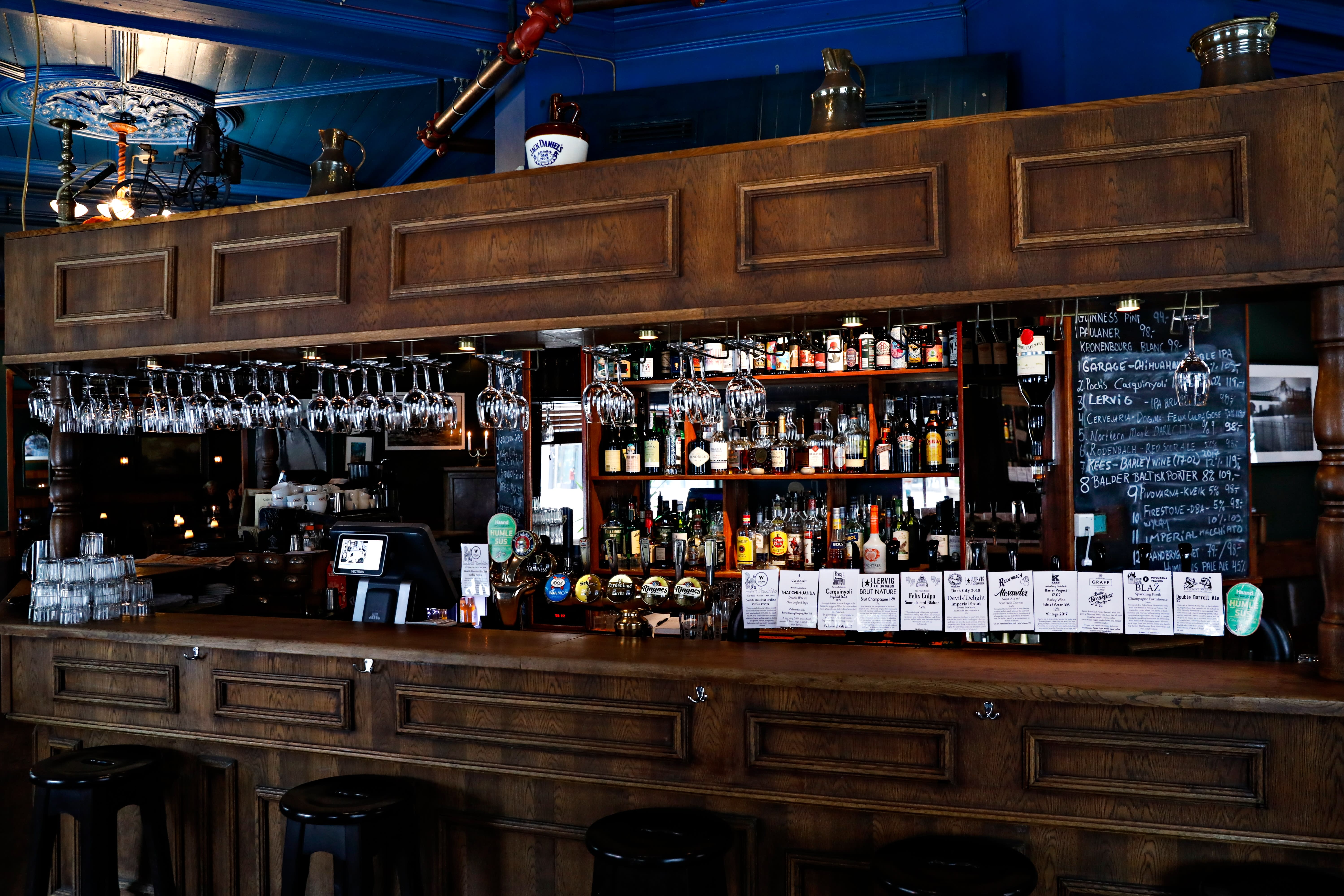 Cafe Sara har et stort utvalg øl, også fra små, lokale produsenter.