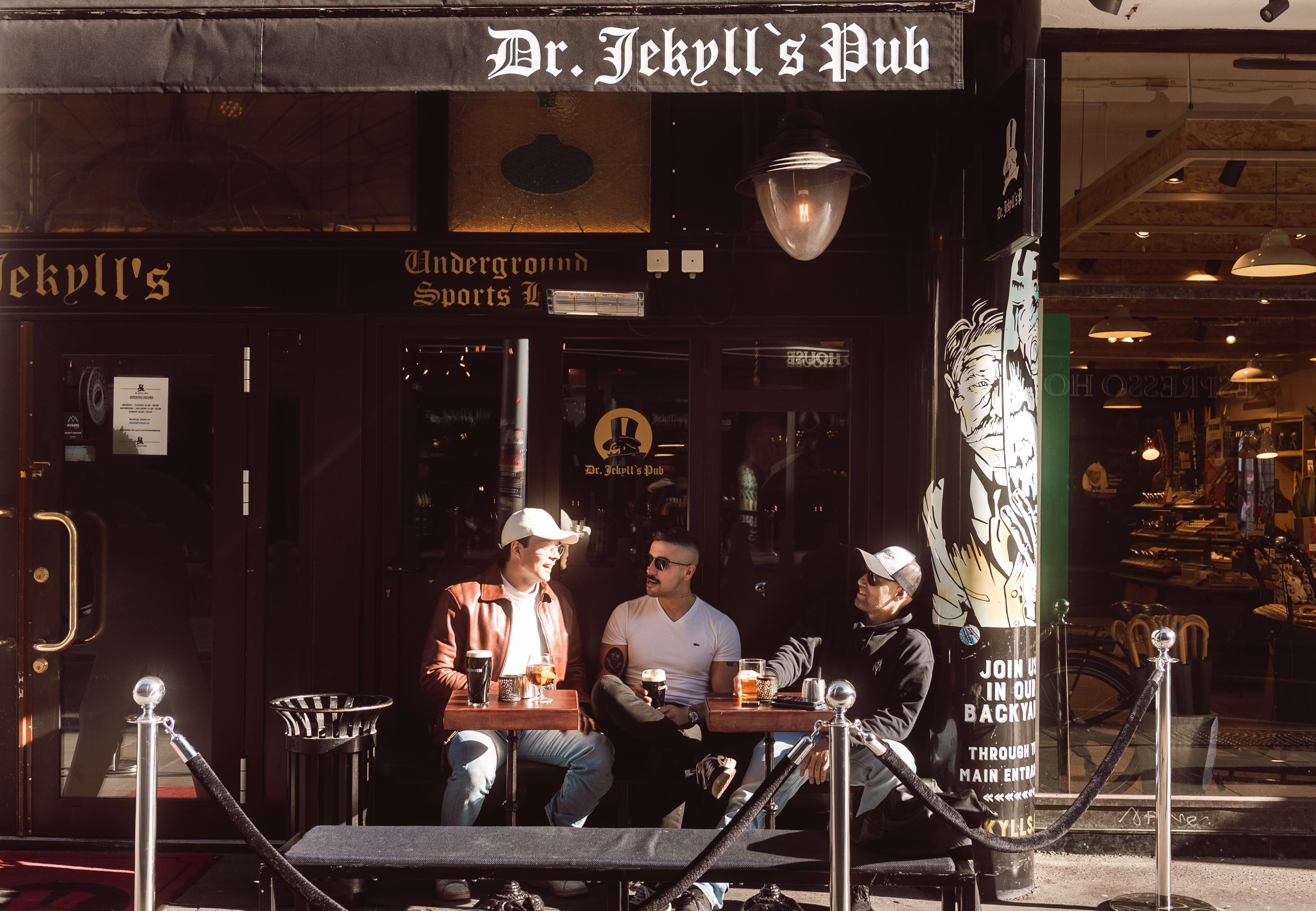 Dimitri Veith mener det kun er irske alkoholikere som klarer å «splitte G-en» på en Guinness.