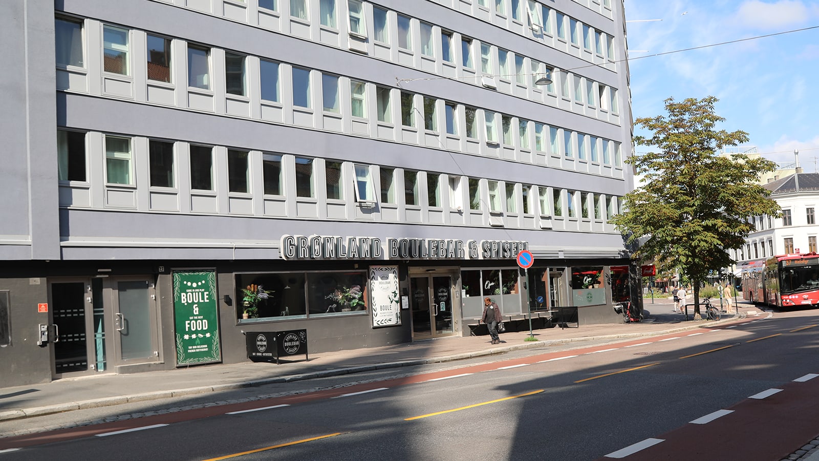 Raske biler på stor skjerm – her ser du Formel 1 i Oslo 