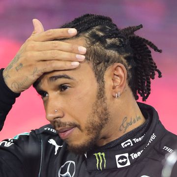 Lewis Hamilton sier han har vurdert fremtiden sin som Formel 1-fører