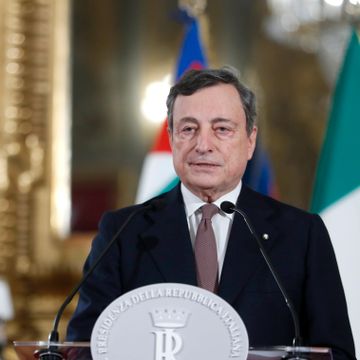 «Euroens redningsmann» rede til å lede Italia