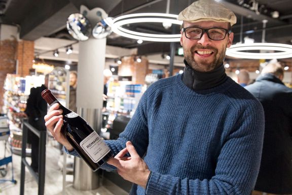 Han kjøper vin til over 100 000, venter ti år og drikker det på en hverdag