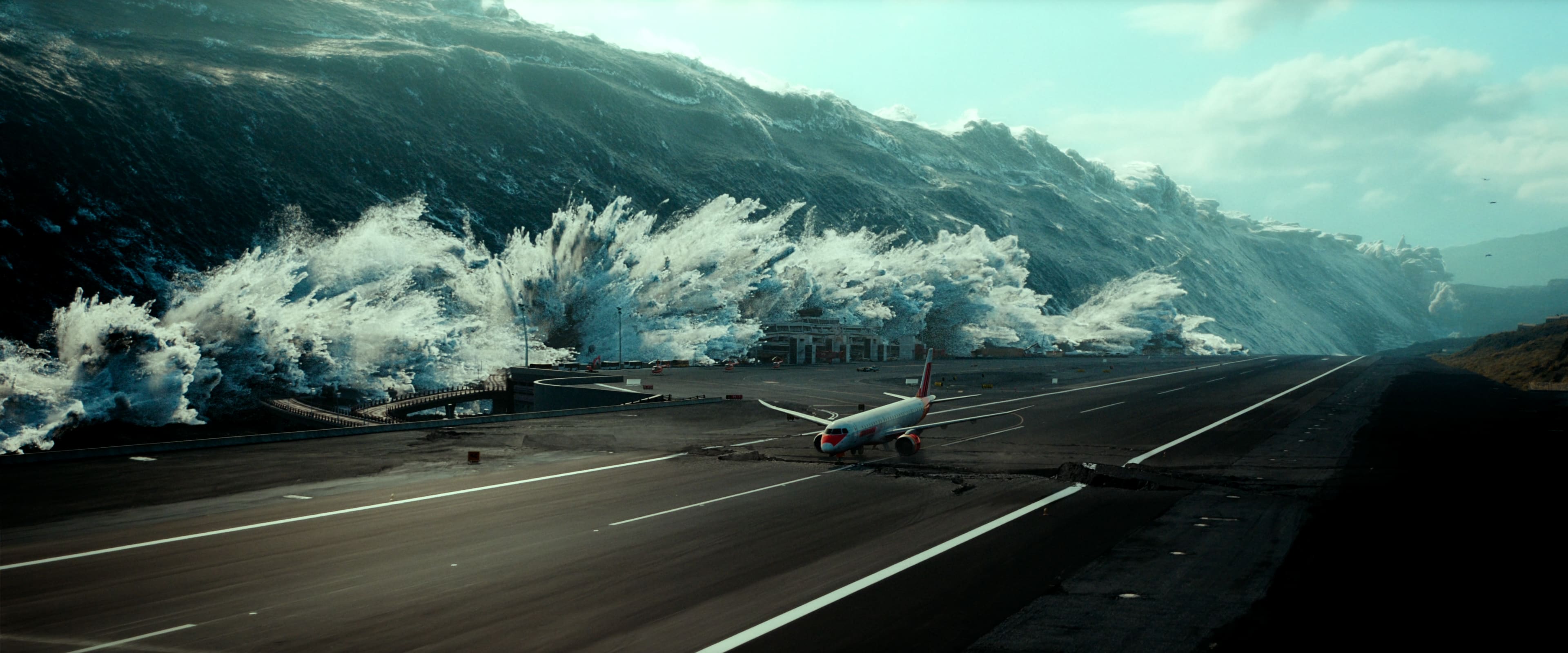 Det er ofte vanskelig å dra hjem fra ferie, men av og til er det like greit å komme seg av gårde. I «La Palma» er spenningen lagt i hendene på en charter-pilot.