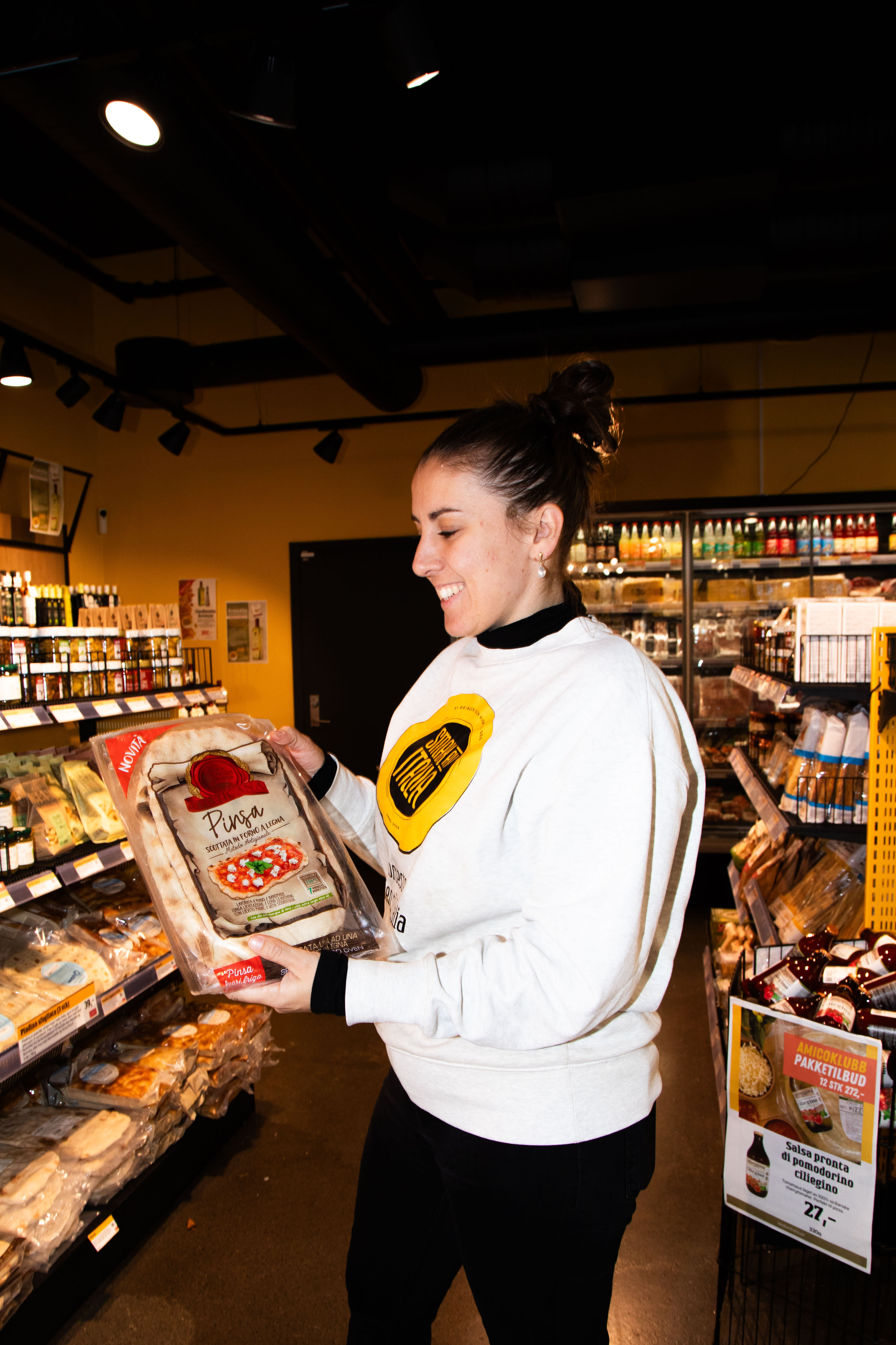 Pinsa kommer fra området rundt Roma i Italia. – Min mann er fra Roma. Og for ham er pinsa som et brød – helt essensielt, ler Romei.