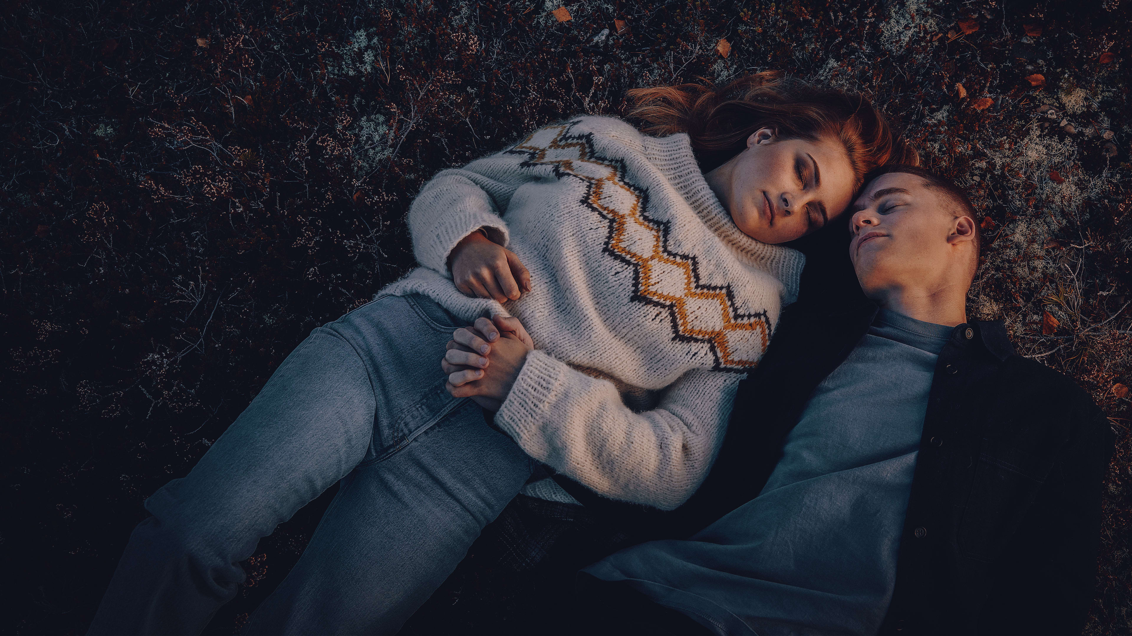 Hovedrolleinnehaverne, Aili Kristine Eira og Sigurd Kornelius Lakseide, imponerer Aftenpostens anmelder. 