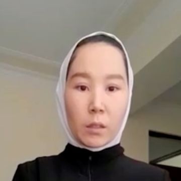 Tryglet om hjelp i video. Så flyktet hun fra Taliban for å oppfylle drømmen.
