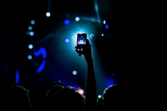 Teknologitoppene med klart budskap: 2018 markerer starten på slutten for smarttelefonen 