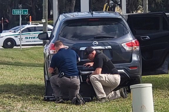 Fem drept i bank i Florida – 21-åring siktet