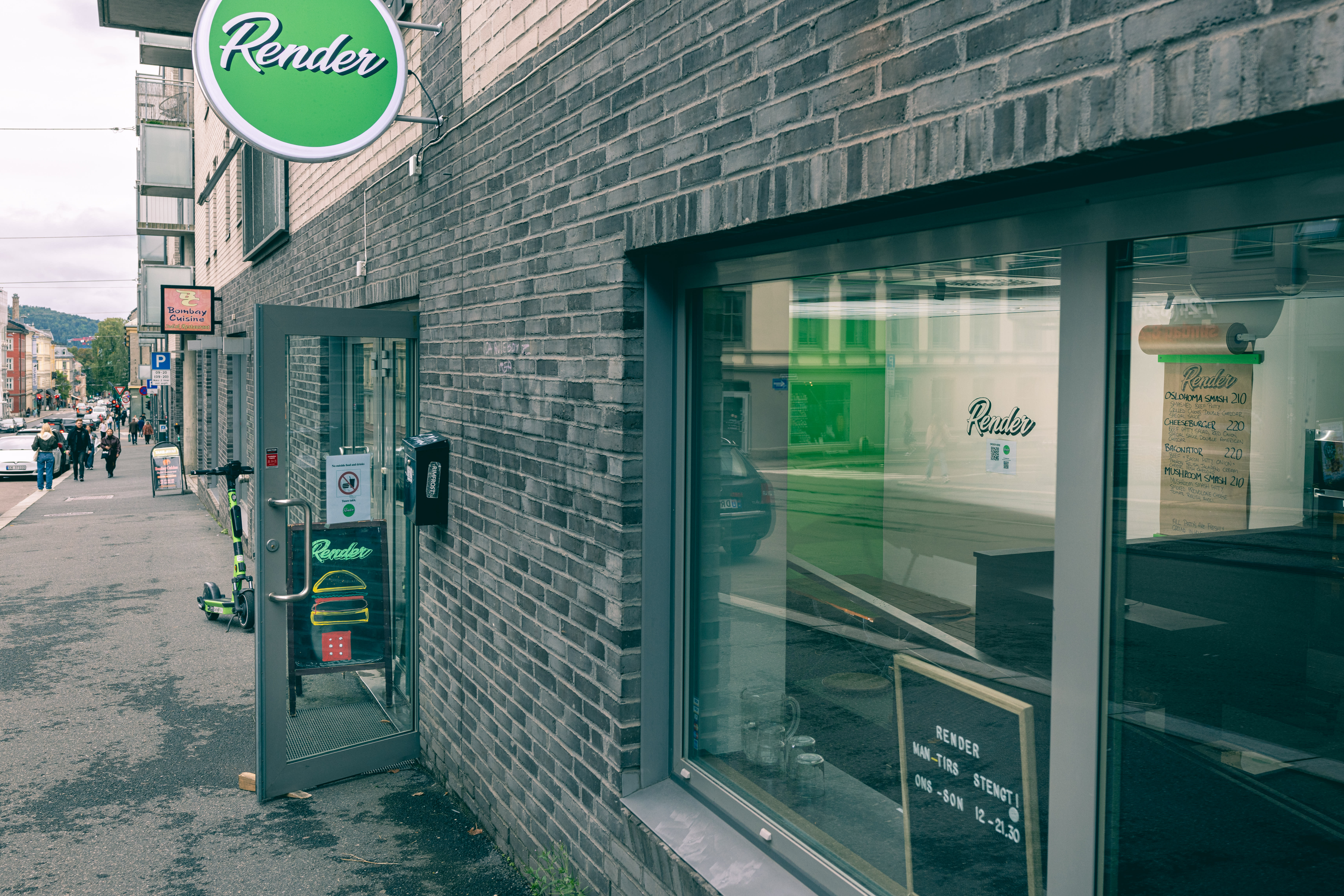 Render burger holder til i de gamle lokalene til Hot Temper, rett opp bakken fra Ringen kino.