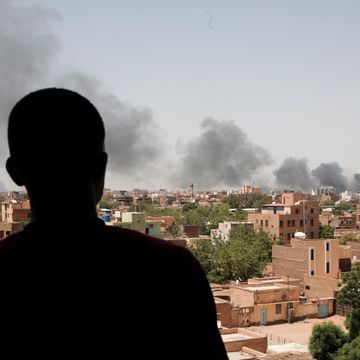 Den skjøre våpenhvilen i Sudan forlenges