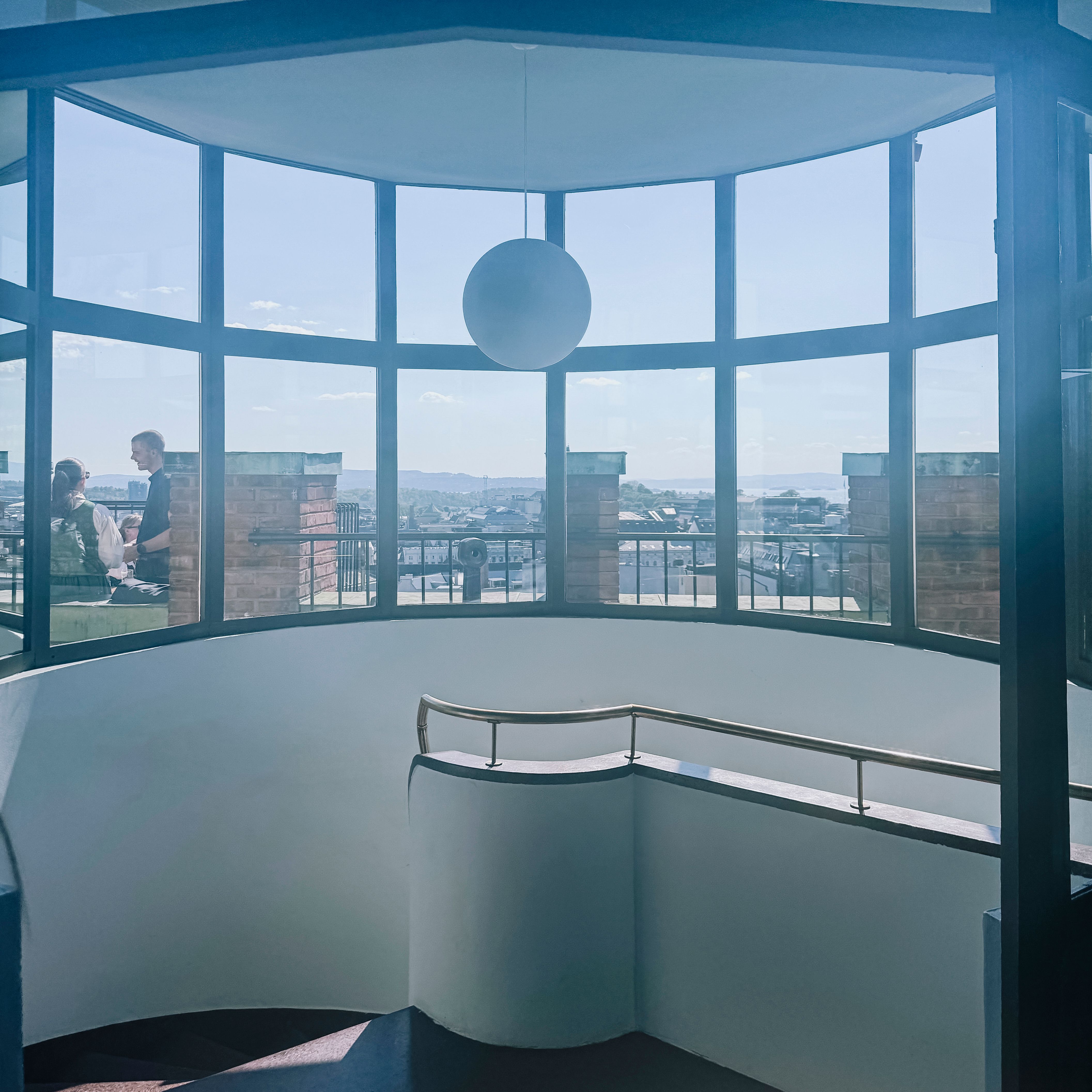 Byens Tak ligger på toppen av Youngstorget.