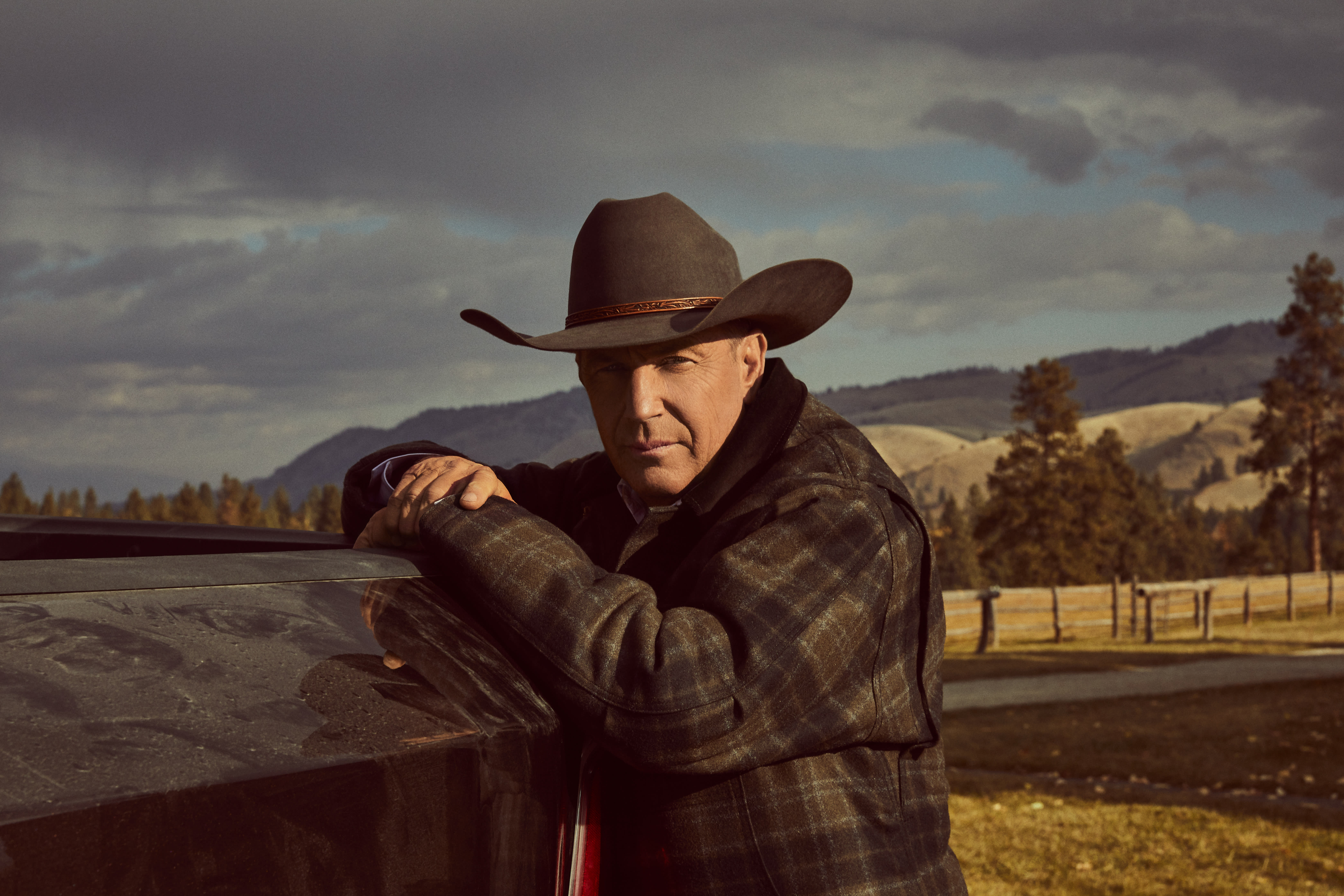 Kevin Costner nyter stor suksess som rancheier John Dutton i serien «Yellowstone». Serien er akkurat ferdig med sin fjerde sesong. 