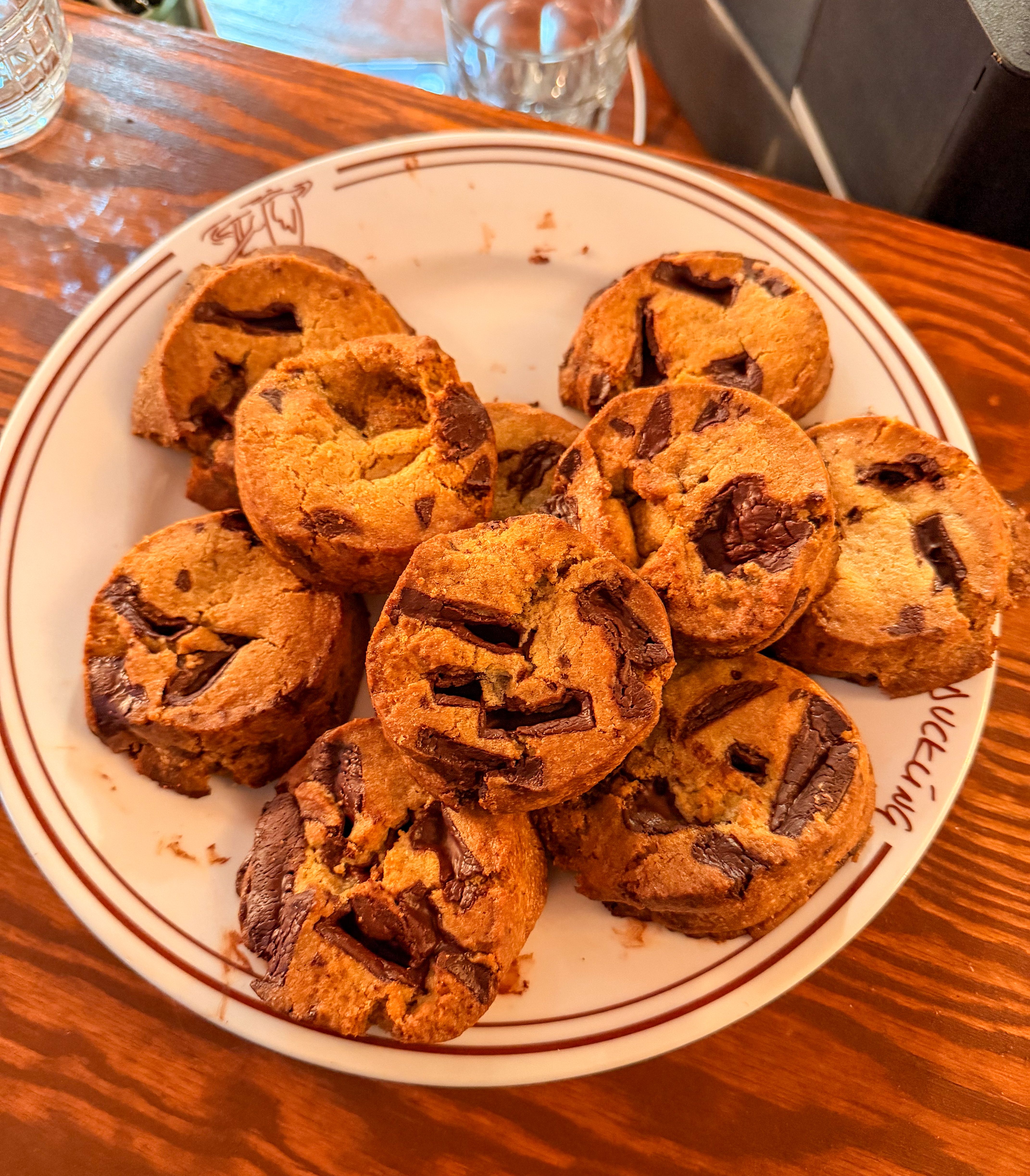 Her får du nesten mer sjokolade enn kjeksdeig!