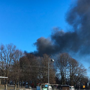 Isoporberg brant ved sykehuset i Tønsberg