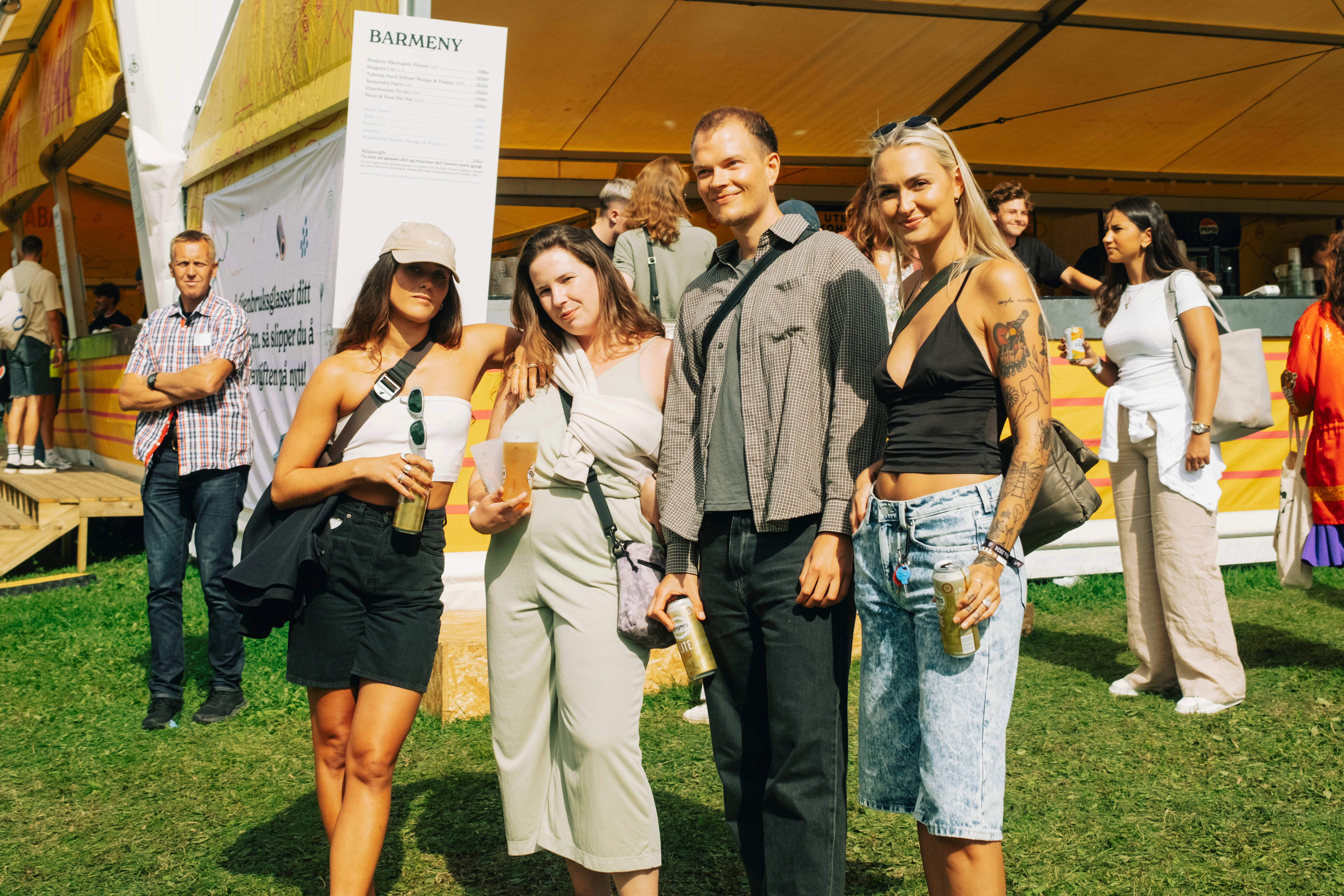 (F.v.) Nina (29), Anna (30), Marius (29) og Rebekka (29). 