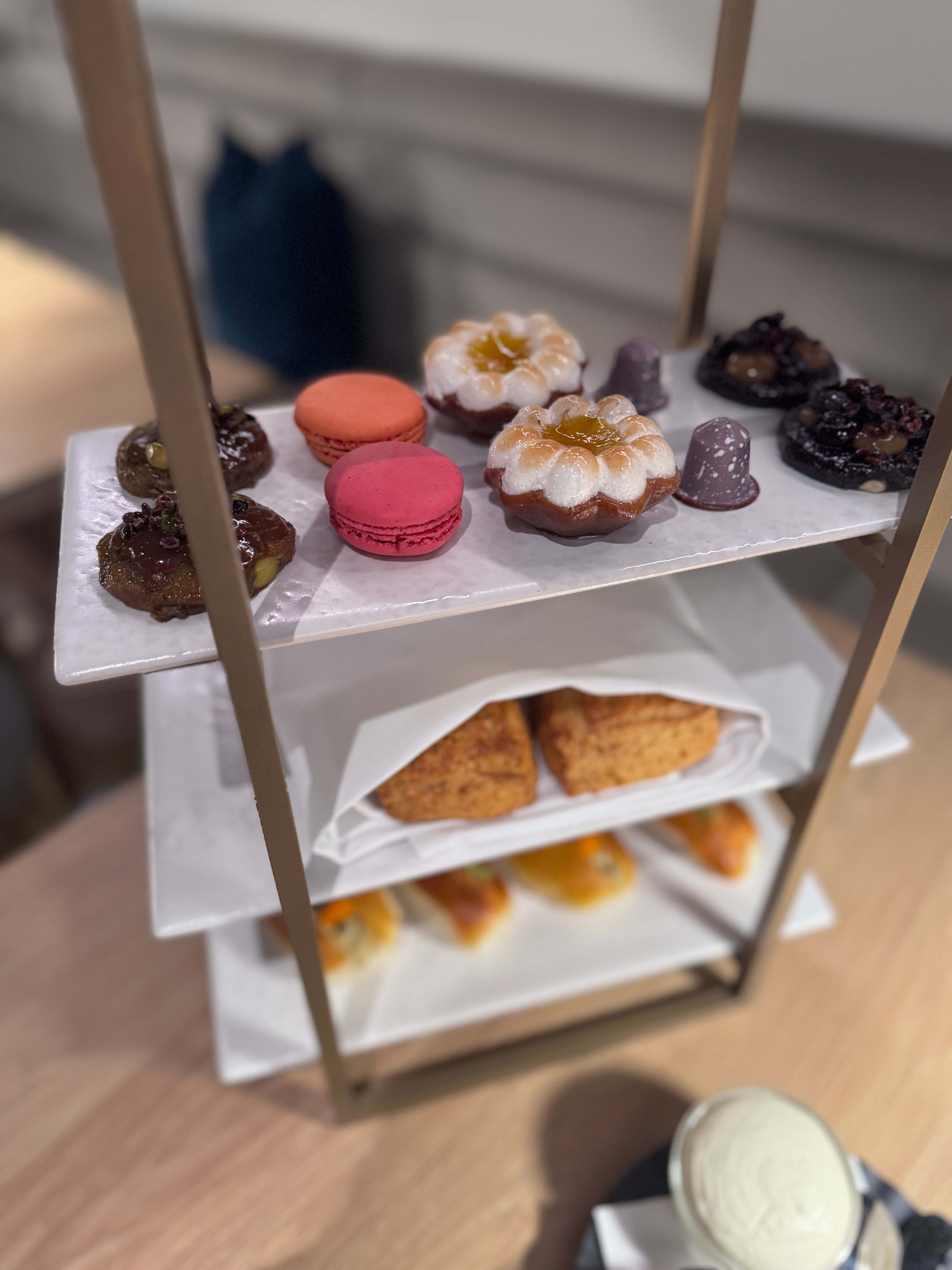 Test av afternoon tea: Fra deilig til hårreisende dårlig.