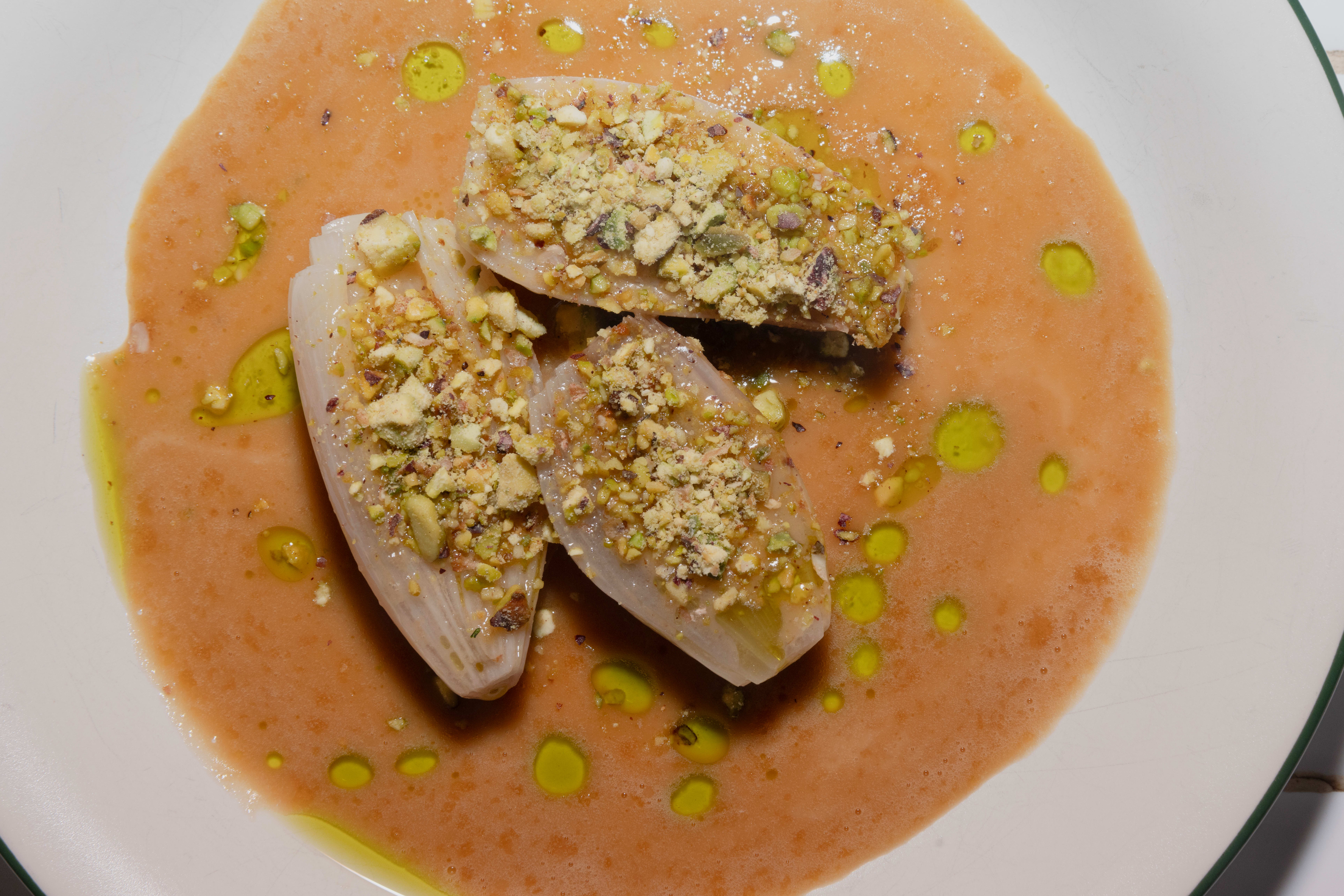 Tre halve sjalottløk som knapt er varmebehandlet? Nei takk!