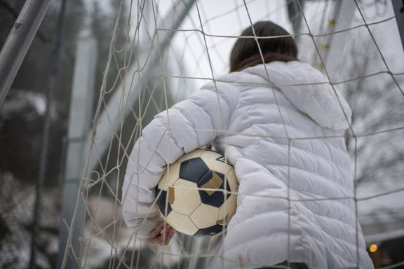 17-åringen lever i skjul: Slutter på fotball dersom kampene strømmes