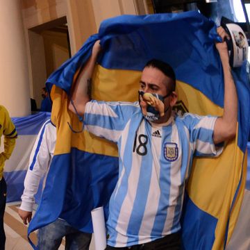 Advokat krever granskning av Maradonas død