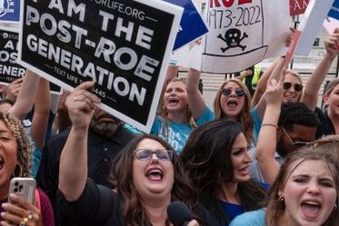 Retten til abort er strøket i USA. På kort sikt gir det Biden nytt håp.