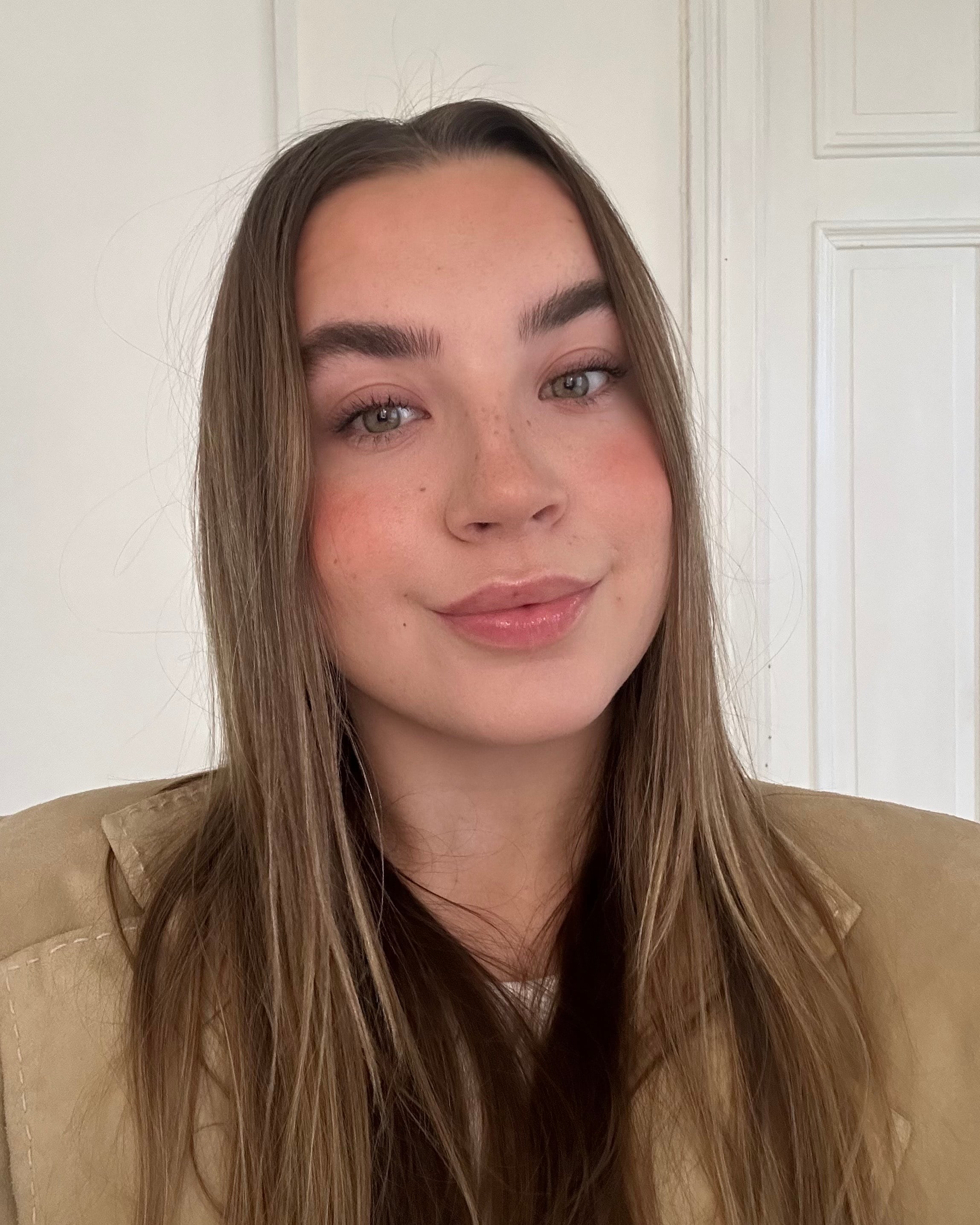 Ida Brun er motejournalist i MinMote.