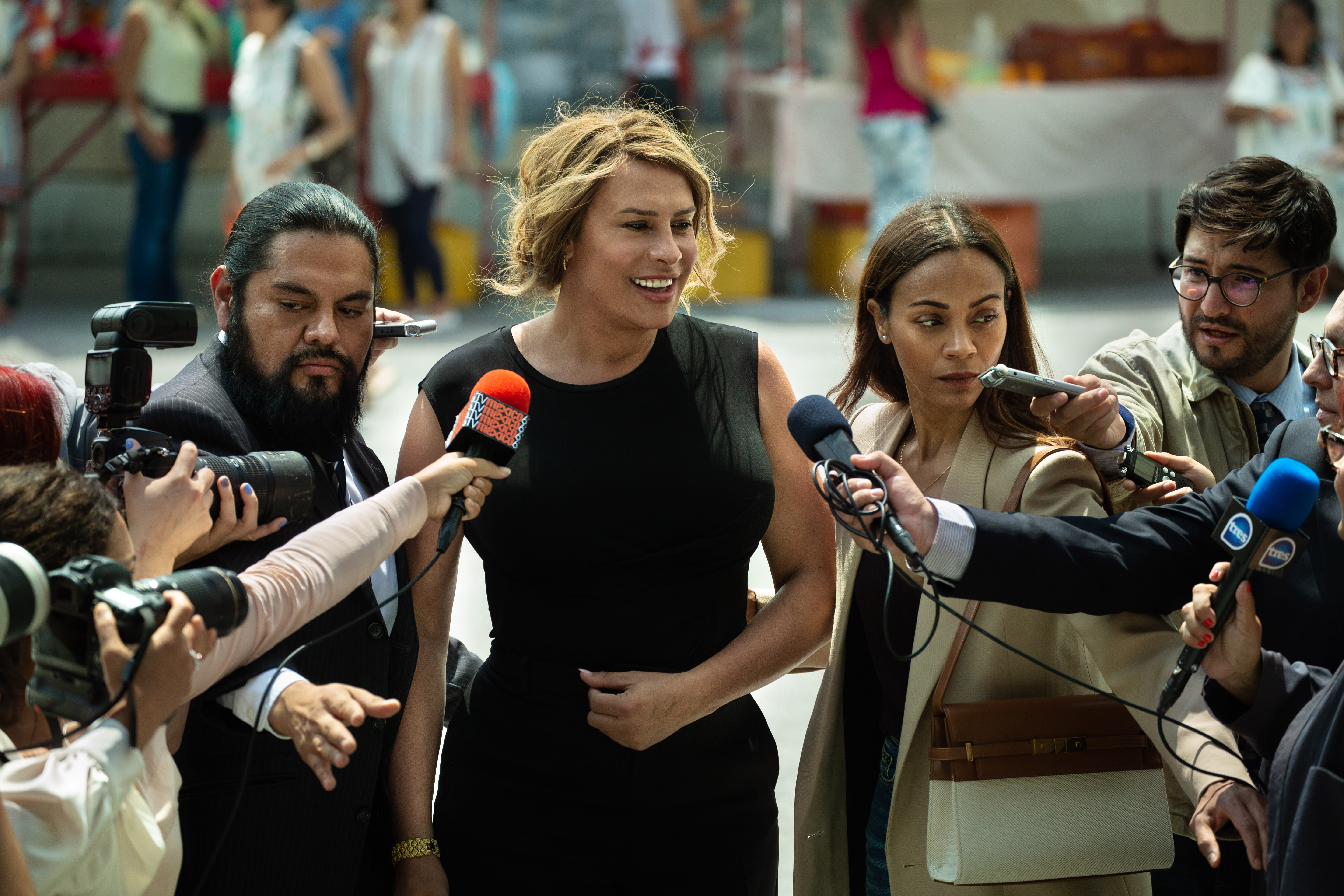 Karla Sofía Gascón gjør mye av filmen. 