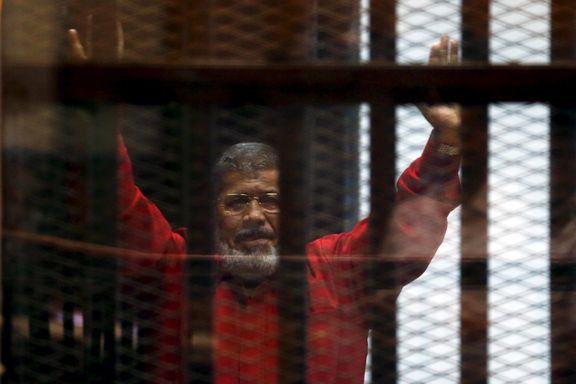 Dødsdom mot Egypts tidligere president oppheves