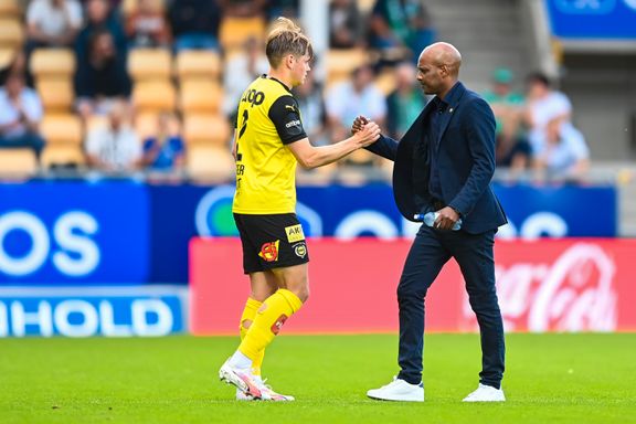 Simon Mesfin blir i Lillestrøm – sier nei til engelsk klubb