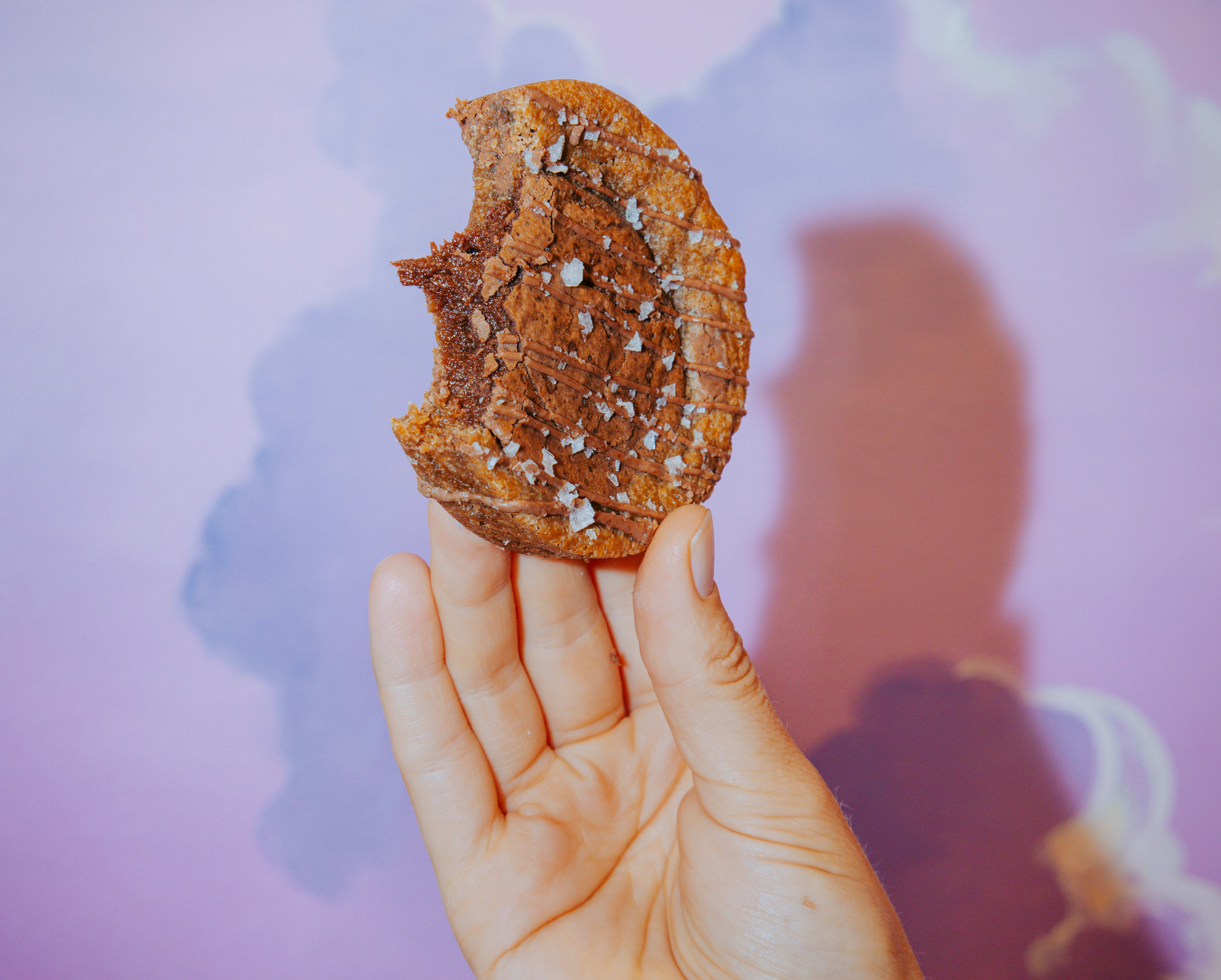 Cookiene blir bare tykkere og tykkere.