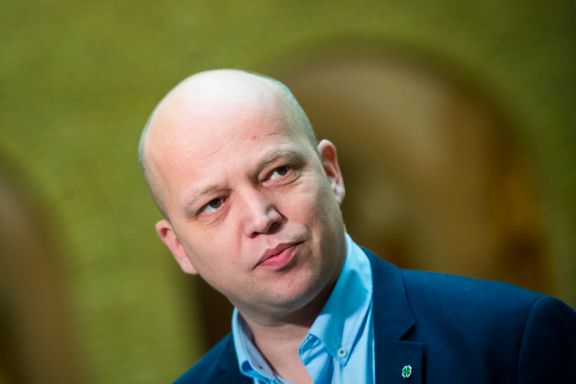 Vedum anklager Venstre for «rent lureri» om EU