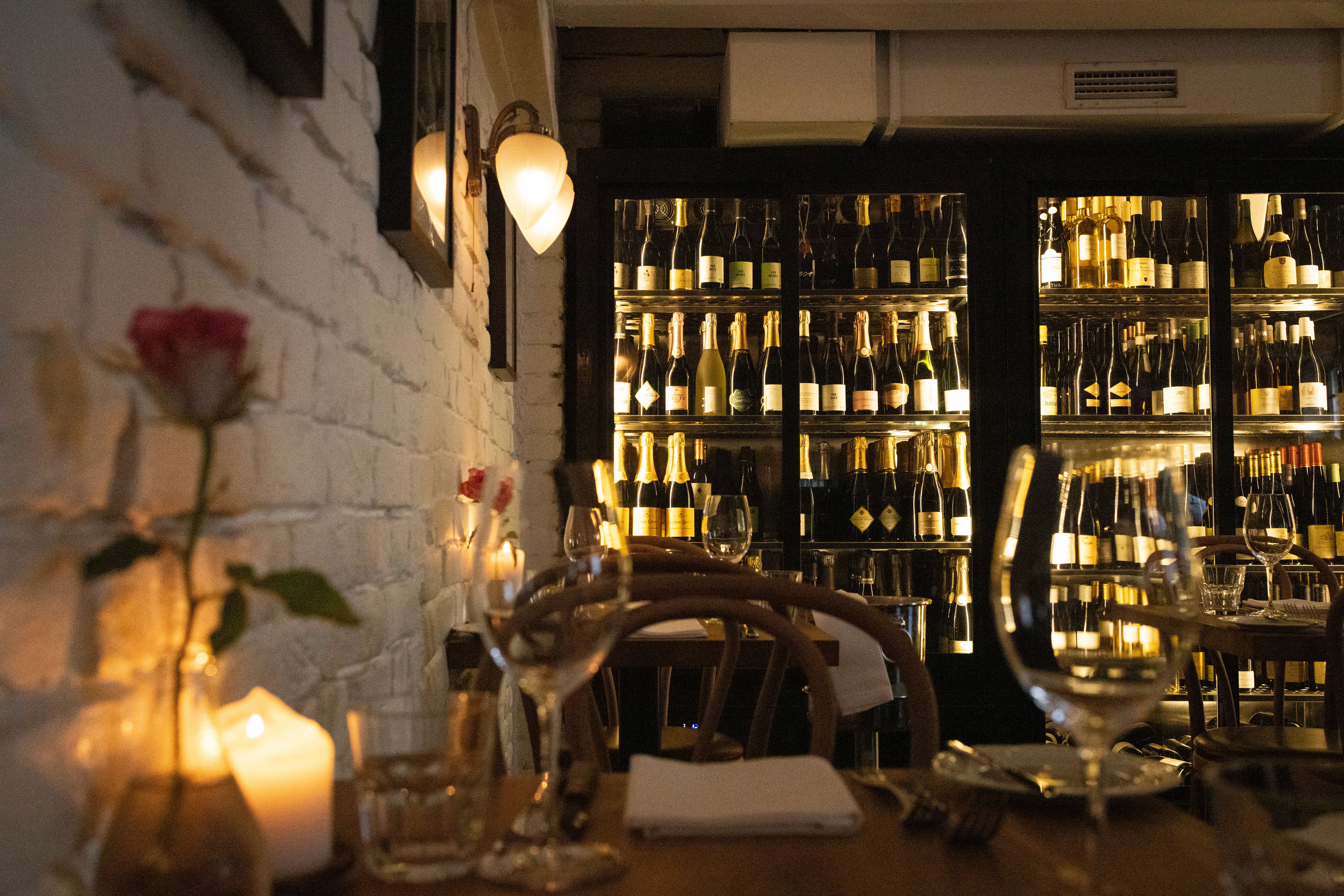 En av byens mest romantiske restauranter leverer varene.