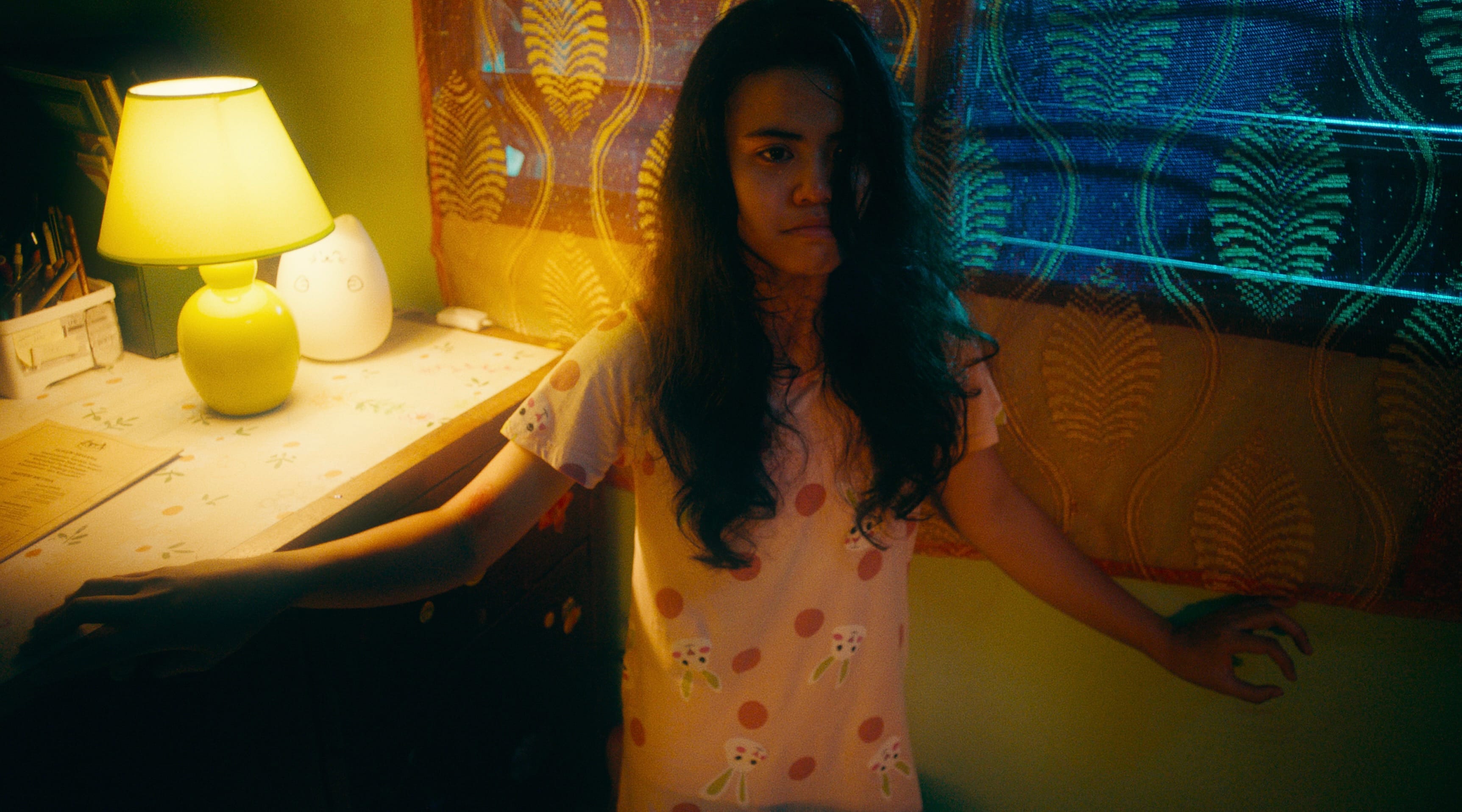 Zafreen Zairizal er et funn i hovedrollen.